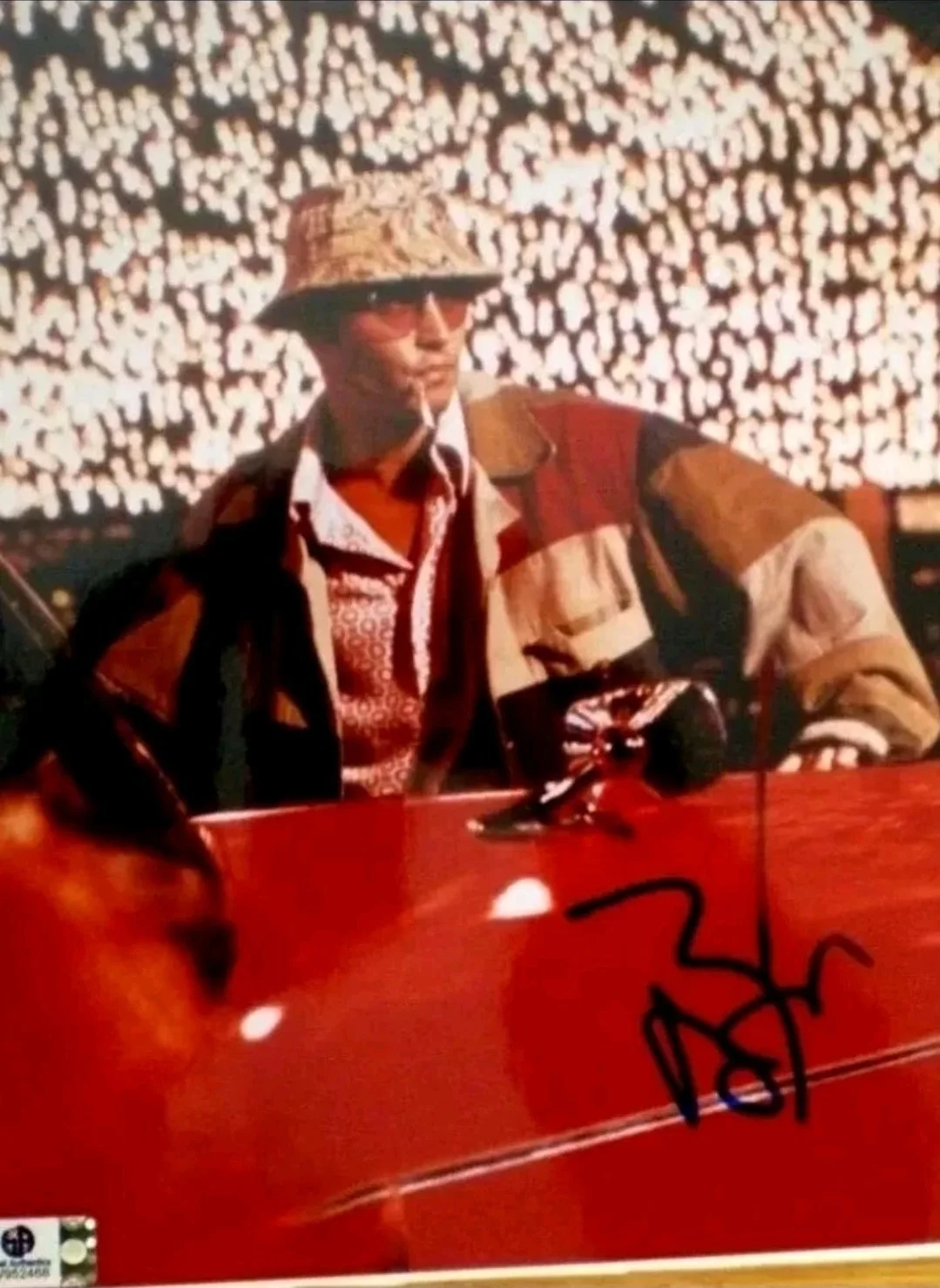 Johnny Depp — Johnny Depp Autographed 8x10 Global Authentics Fear and Loathing in Las Vegas, изображение 3