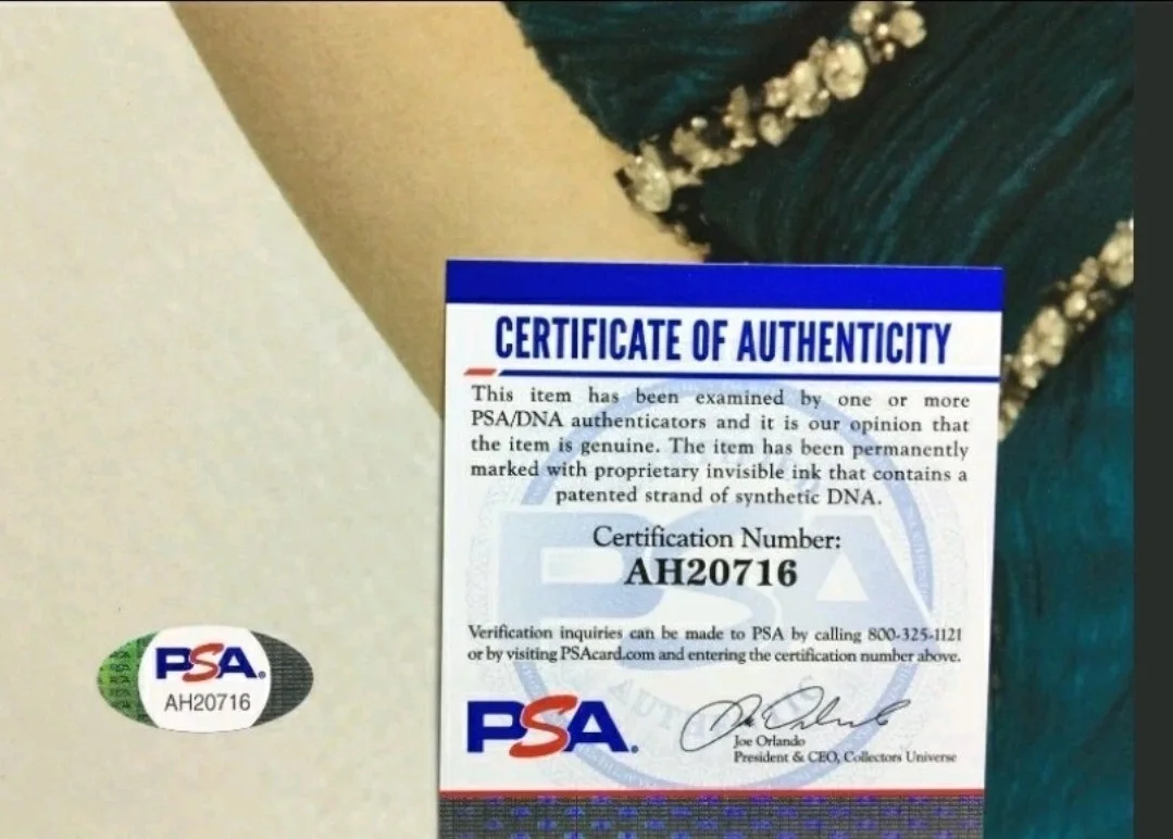 Amber Heard — Amber Heard Autographed 16x20 Photo PSA/DNA Authenticated Aquaman Original, изображение 2
