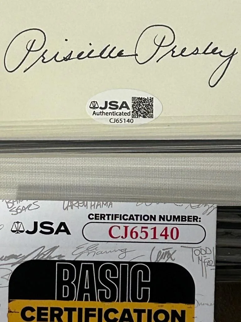 PRISCILLA PRESLEY — PRISCILLA PRESLEY ACTRESS ELVIS WIFE RARE SIGNED CUT 11x12 CUSTOM FRAME JSA COA, изображение 3