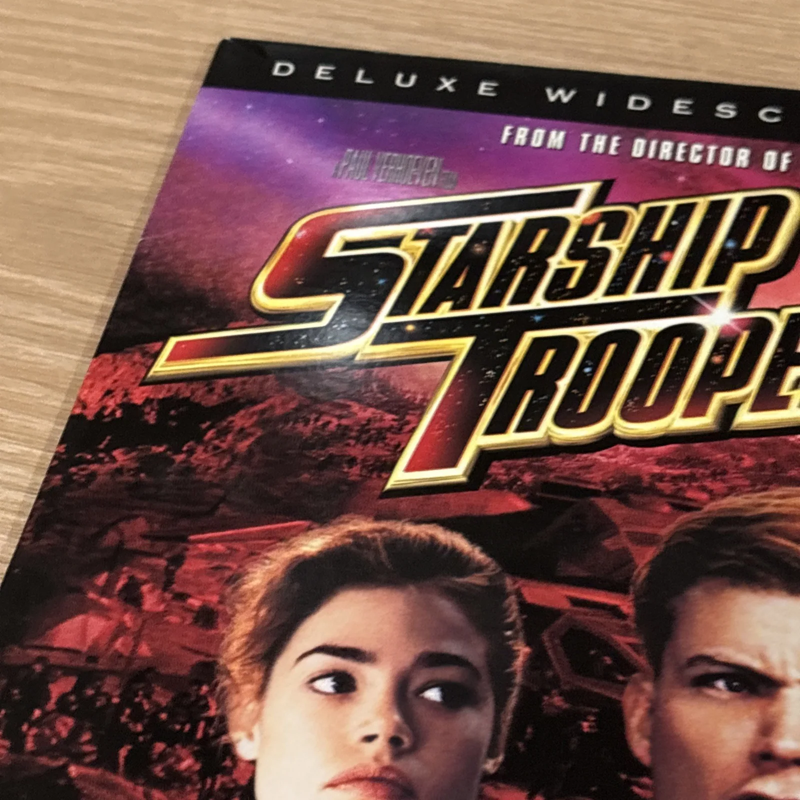 Casper Van Dien, Dina Meyer — Casper Van Dien & Dina Meyer Signed Starship Troopers Laser Disk JSA COA Quotes, изображение 4