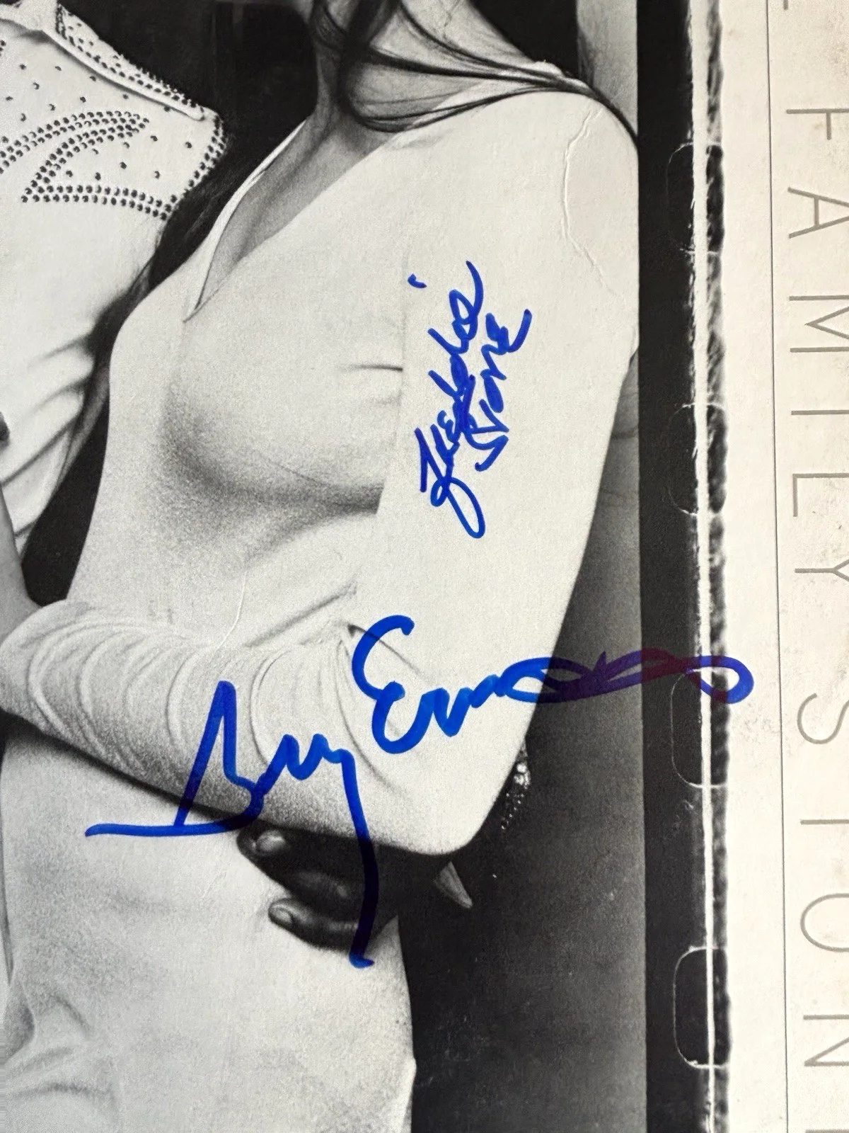 SLY AND THE FAMILY STONE Signed SMALL Vinyl RECORD JSA COA By 4 ROBINSON Martini, image 4