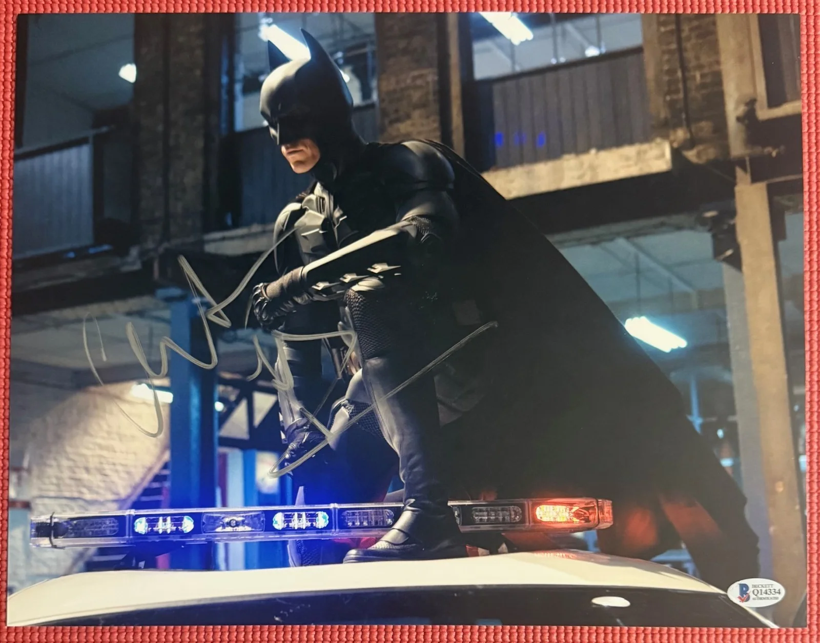Christian Bale — BECKETT autographed CHRISTIAN BALE signed 14"x 11" BATMAN Color Photo, image 2