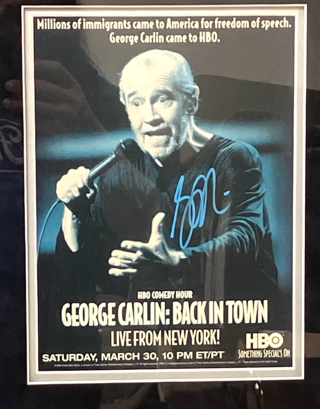 George Carlin — George Carlin Signed HBO Back In Town Poster Framed w/ COA Caesars Palace, изображение 2