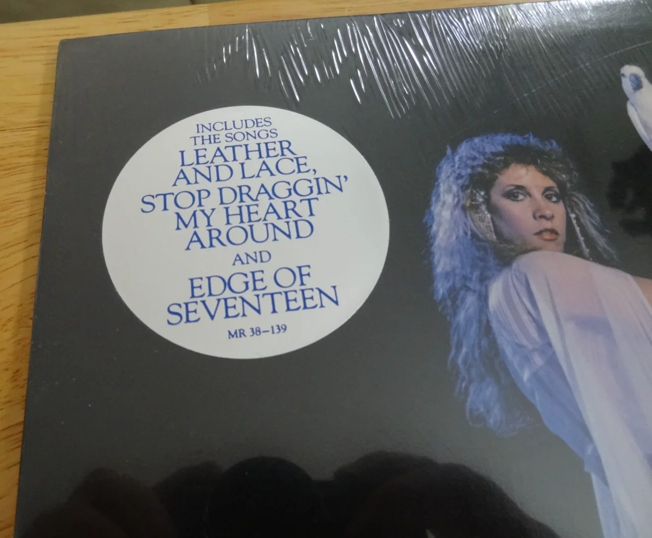 STEVIE NICKS Signed 8x10 Orig. Autograph w/COA + Bella Donna MR-38-139 Sealed, изображение 3