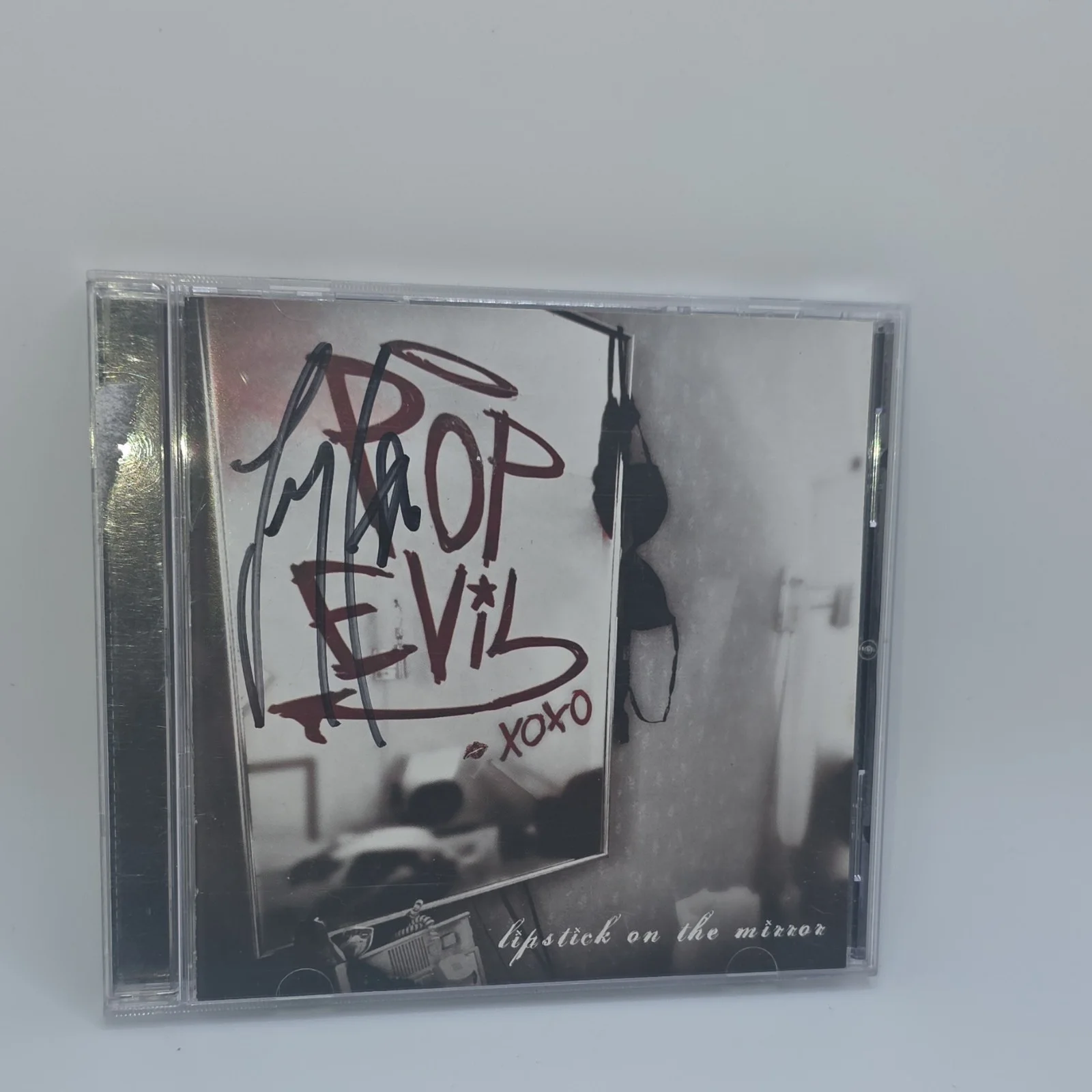 Pop Evil Lipstick on the Mirror Autographed Original CD & Booklet, изображение 2