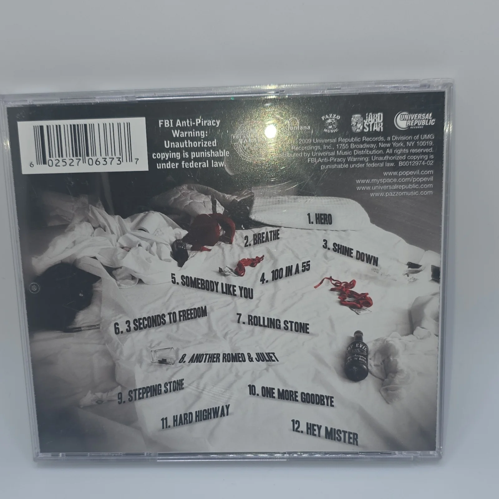 Pop Evil Lipstick on the Mirror Autographed Original CD & Booklet, изображение 4