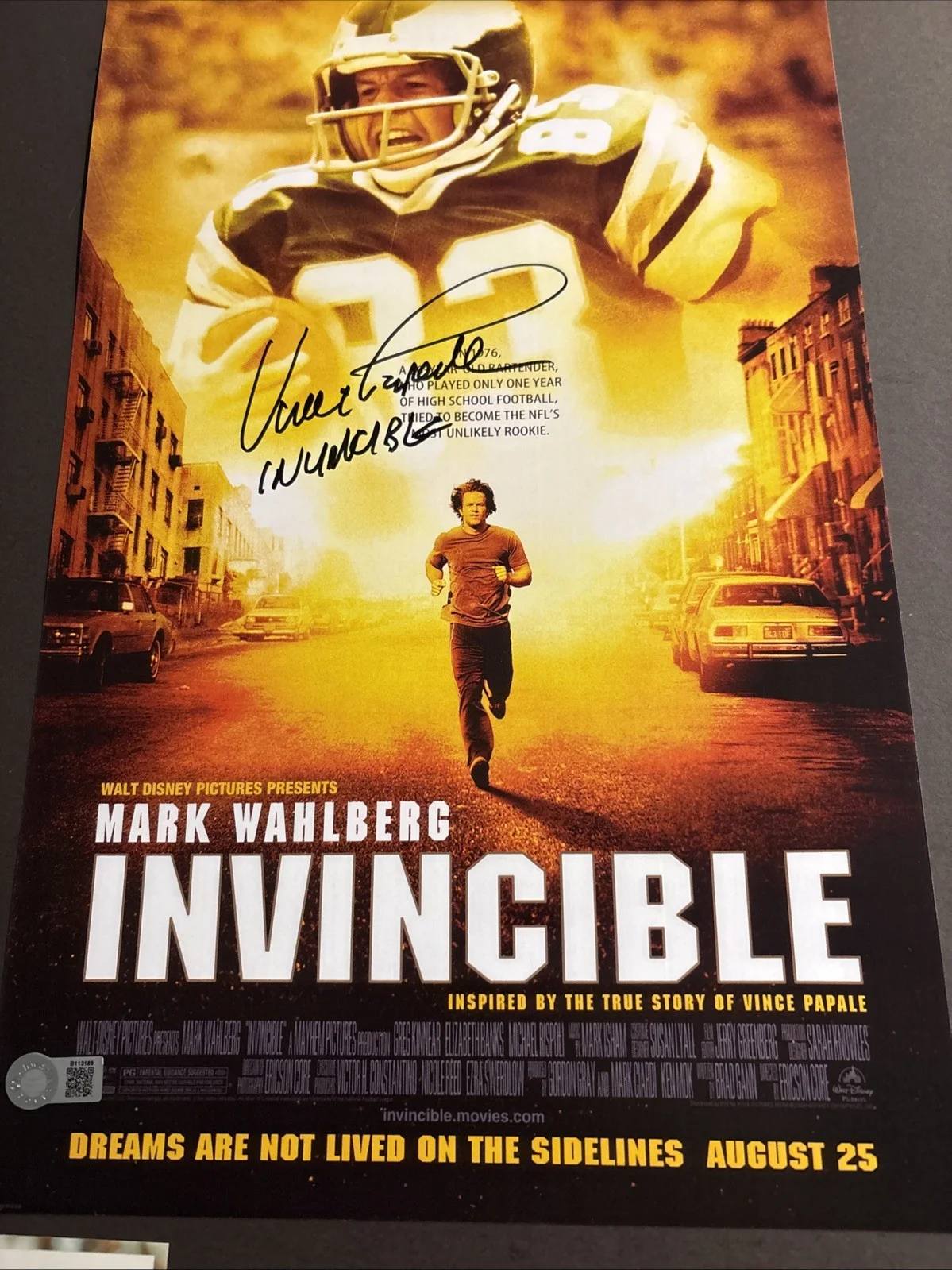 Vince Papale — Vince Papale Signed 11X17 Invincible Movie Poster with Inscription -Schwartz, изображение 2
