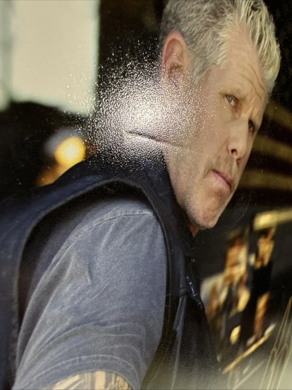 Ron Perlman — RON PERLMAN signed autographed 8x10 SONS OF ANARCHY CLAY MORROW photo, изображение 2
