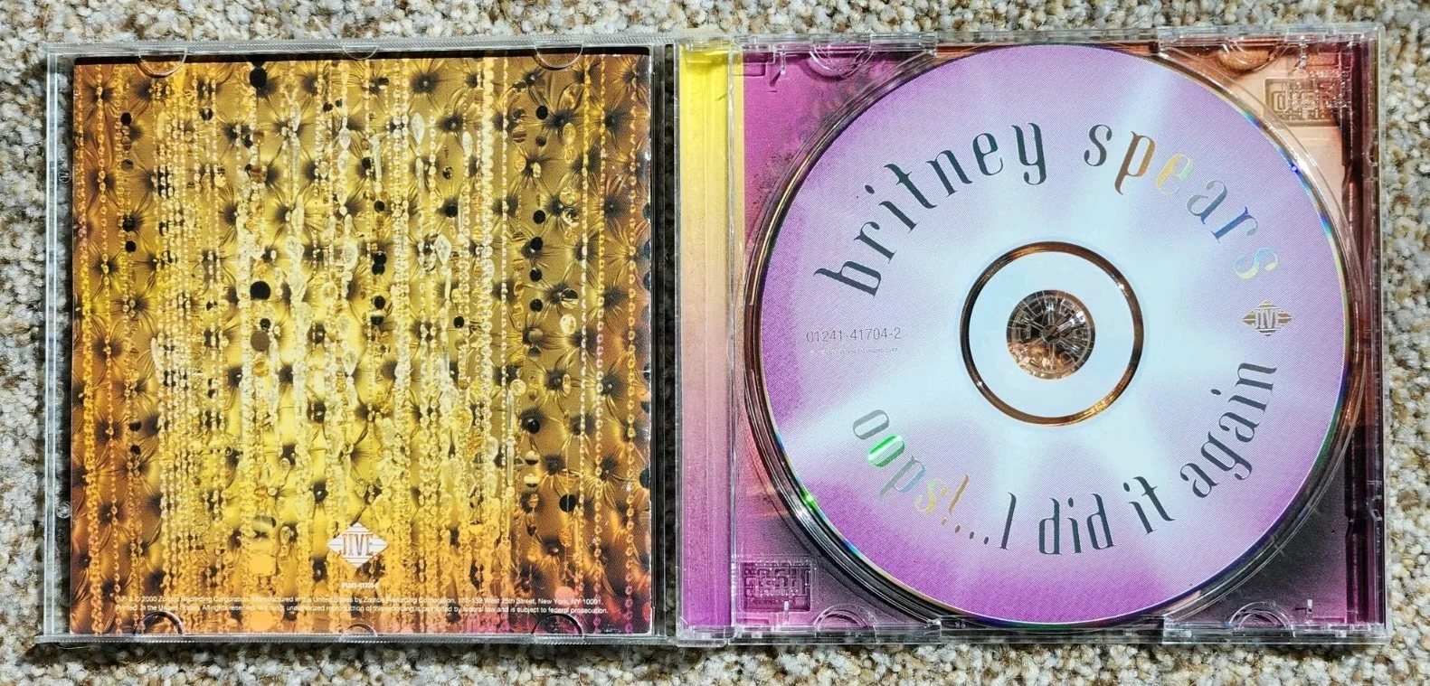 Signed Britney Spears CD Oops!... I Did It Again Autographed Pop Icon, image 4