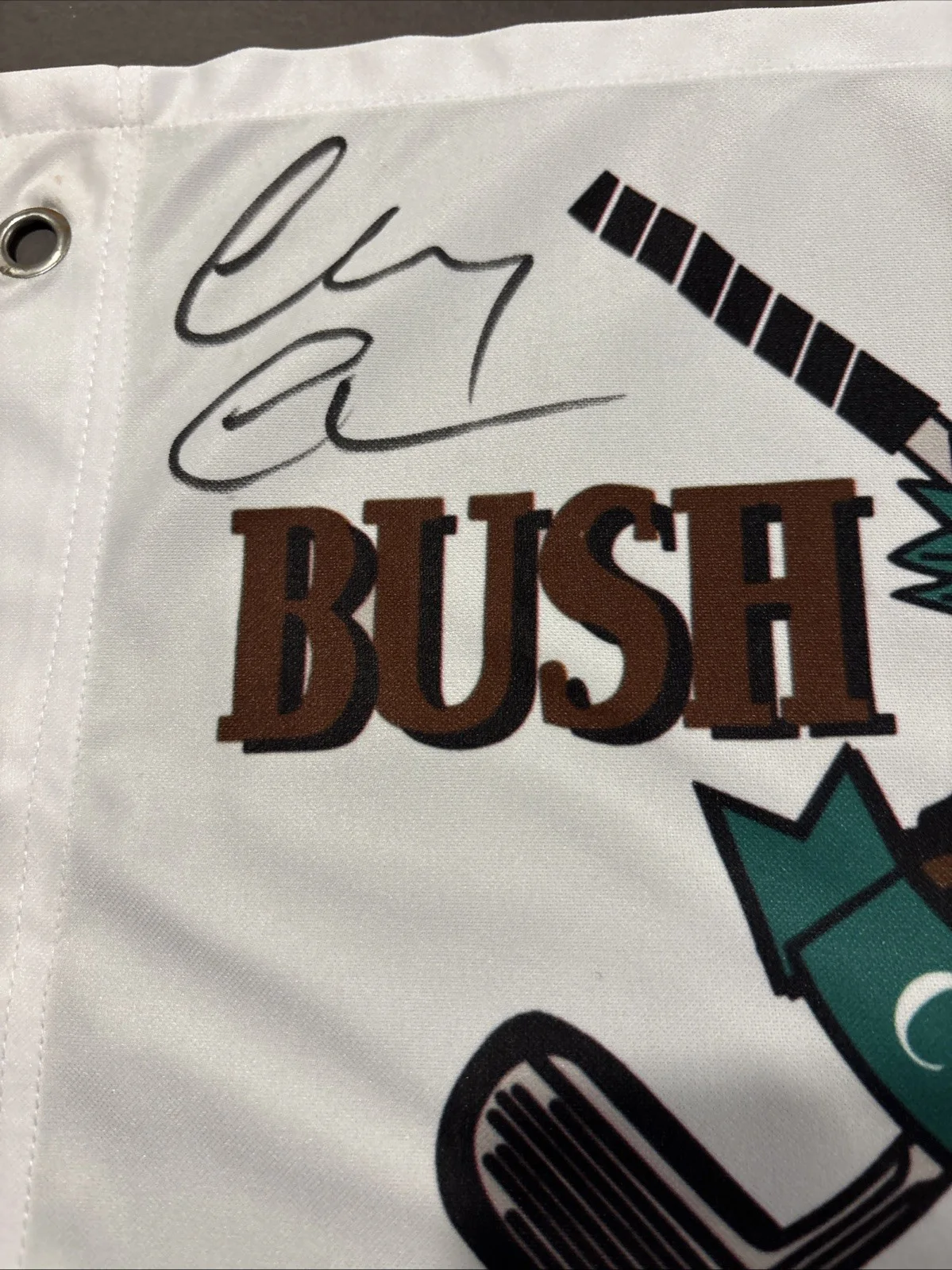 Chevy Chase — Chevy Chase Autographed Replica Bush Wood Golf Pin Flag -Caddyshack - Schwartz, изображение 4