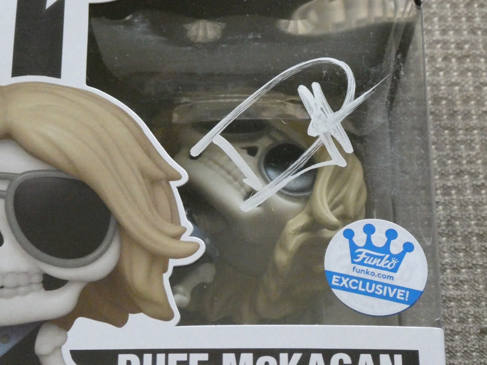 Duff McKagan Signed Funko Pop Rocks With Guitar Pick Guns N Roses JSA #CJ62366, изображение 5