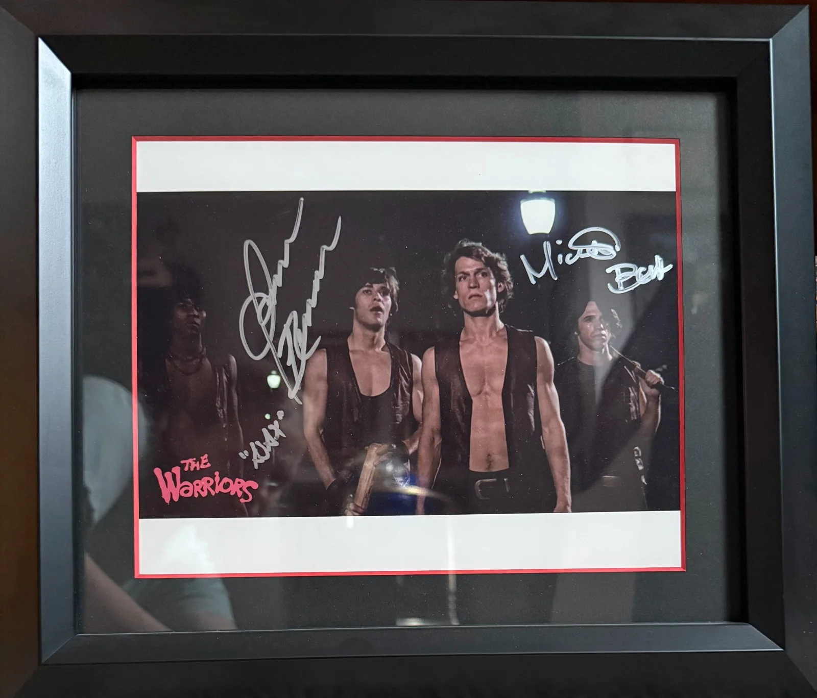 Warriors Movie Autographed Pictures 4 8x10's and One 33x25 Sell only as a set, изображение 2