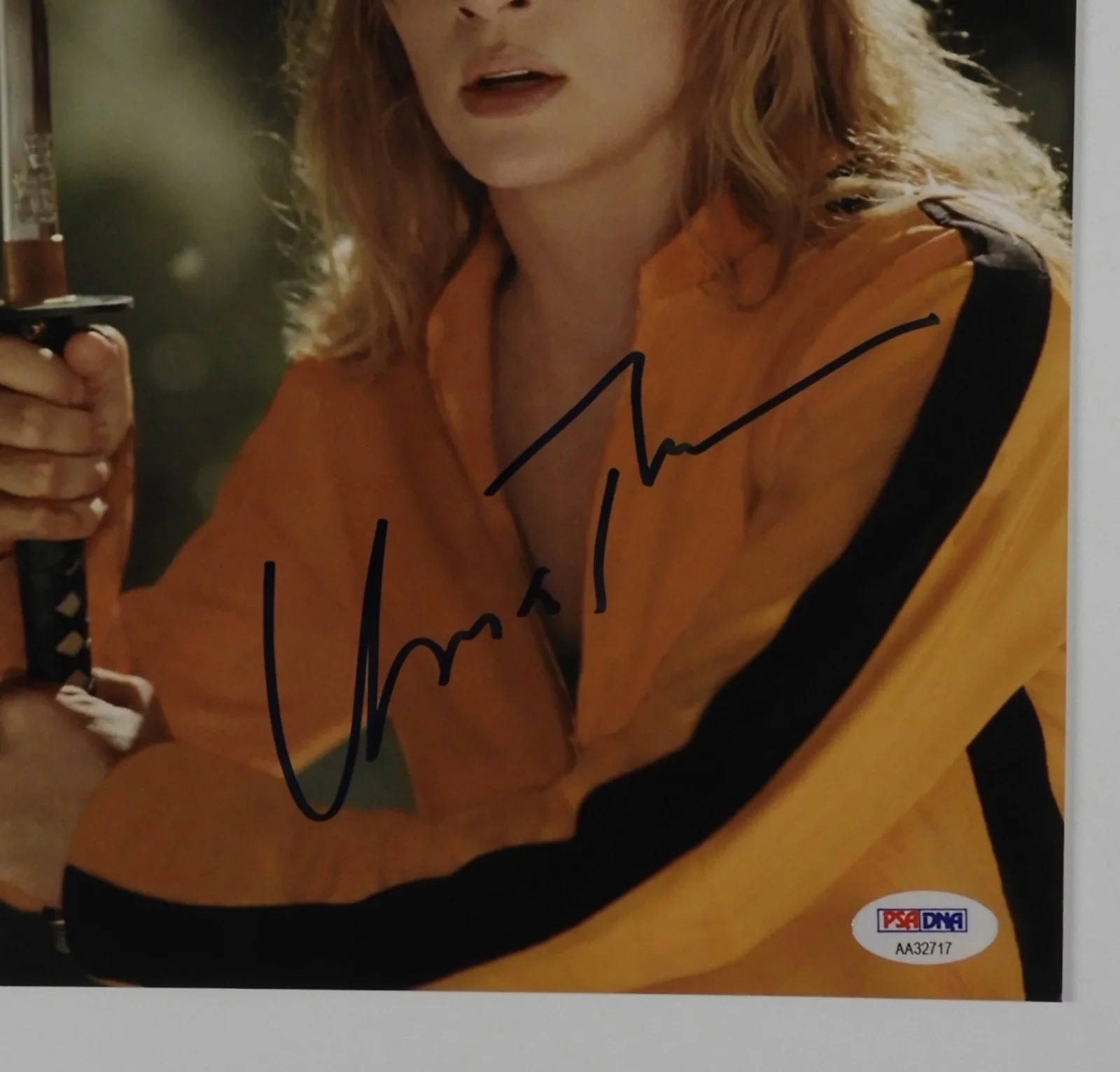 Uma Thurman Kill Bill Signed PSA Autograph Photo 8 x 10, image 2