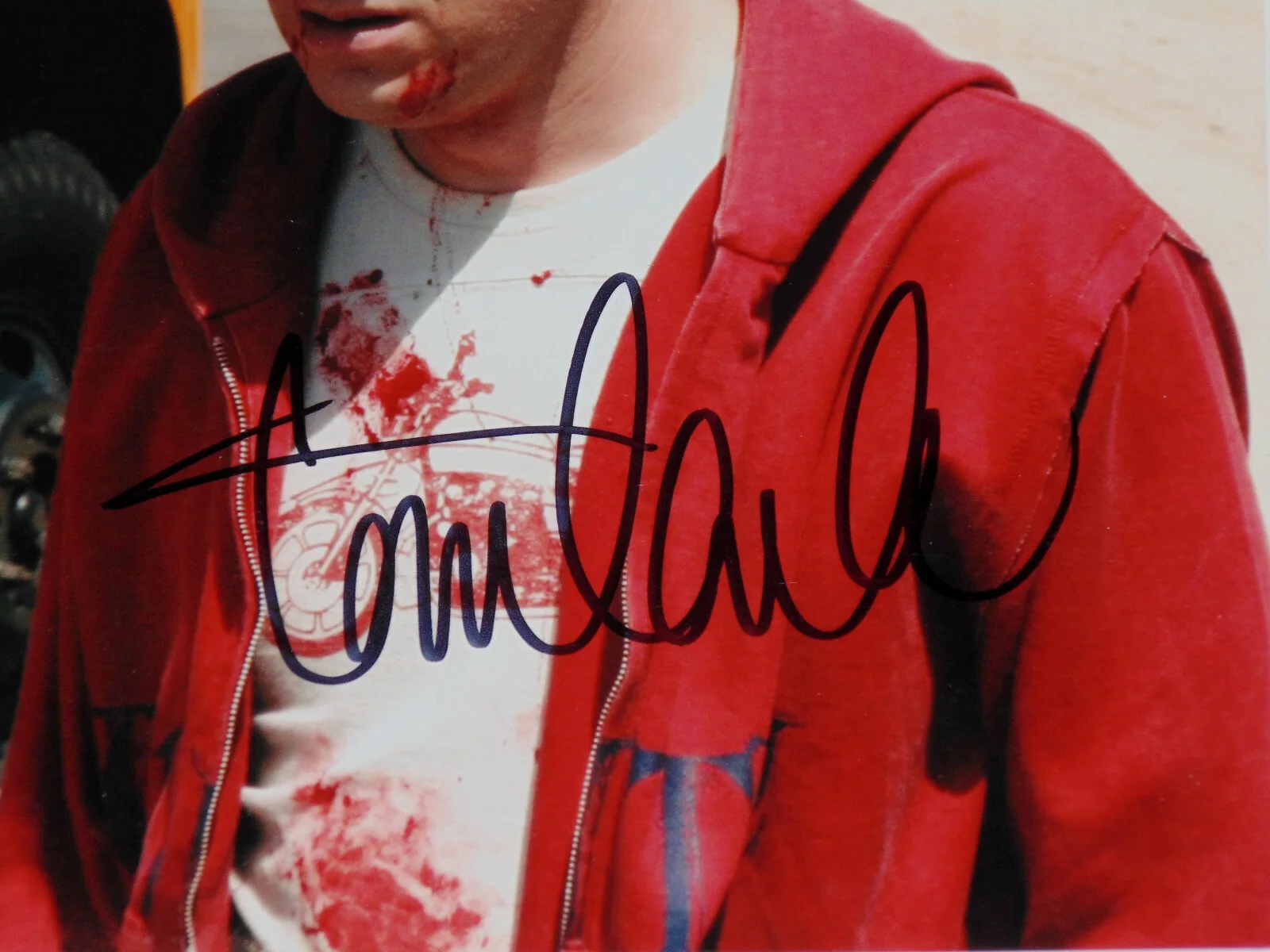 Tom Lenk — Tom Lenk Buffy the Vampire Slayer Andrew Wells 8x10 Signed Photo Hal-Con 2017, image 2