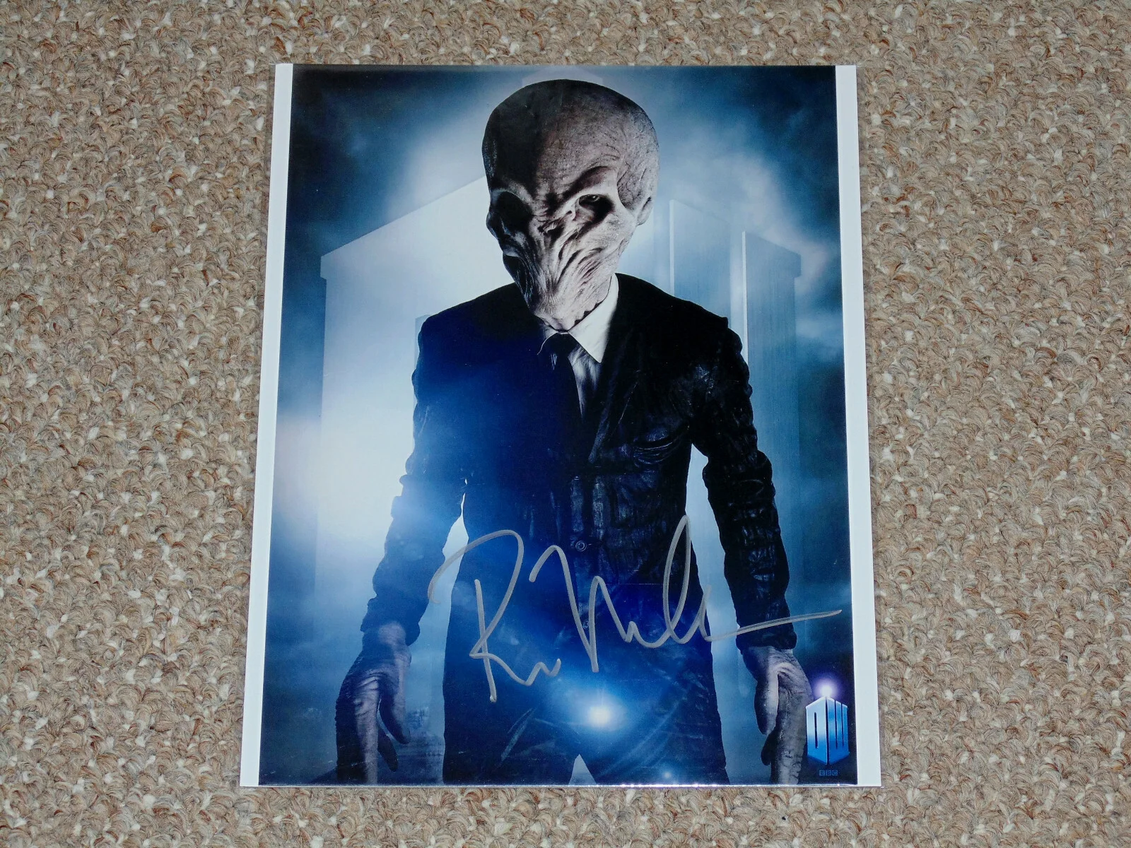 Ross Mullan — Ross Mullan Doctor Who The Silence 8x11 Signed Photo Hal-Con 2014