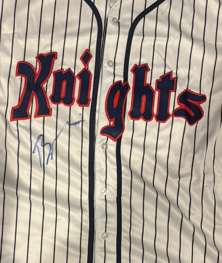 Barry Levinson THE NATURAL Roy Hobbs Knights Jersey Signed Autographed JSA, изображение 2