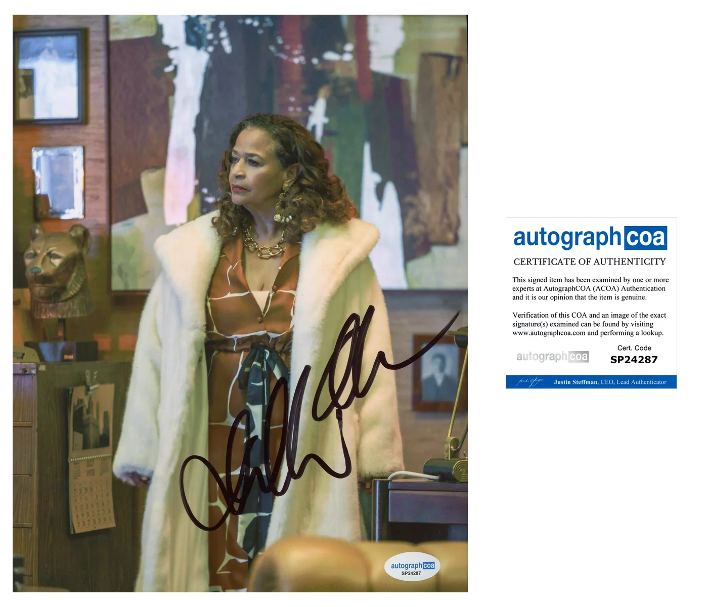 Debbie Allen — Debbie Allen Signed FIGHT NIGHT THE MILLION DOLLAR HEIST 8x10 Photo ACOA