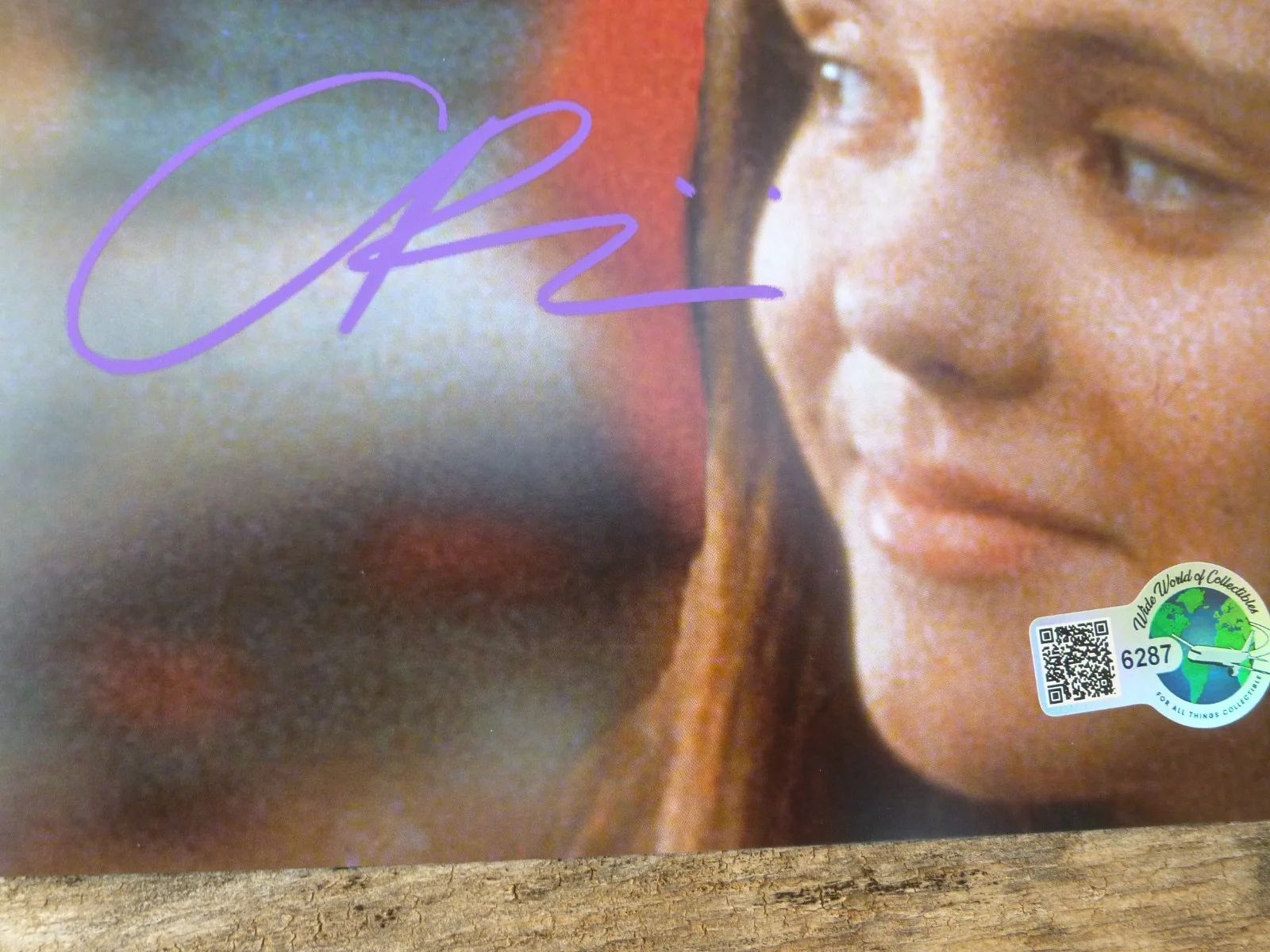 Christina Ricci — Christina Ricci Signed 8X10 W/WWOC, COA, image 2