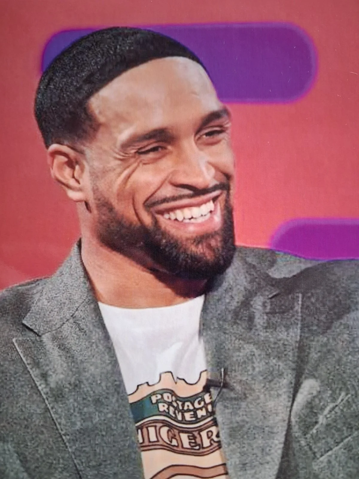 ASHLEY BANJO from DIVERSITY - Genuine hand signed 8x10 autograph, image 4