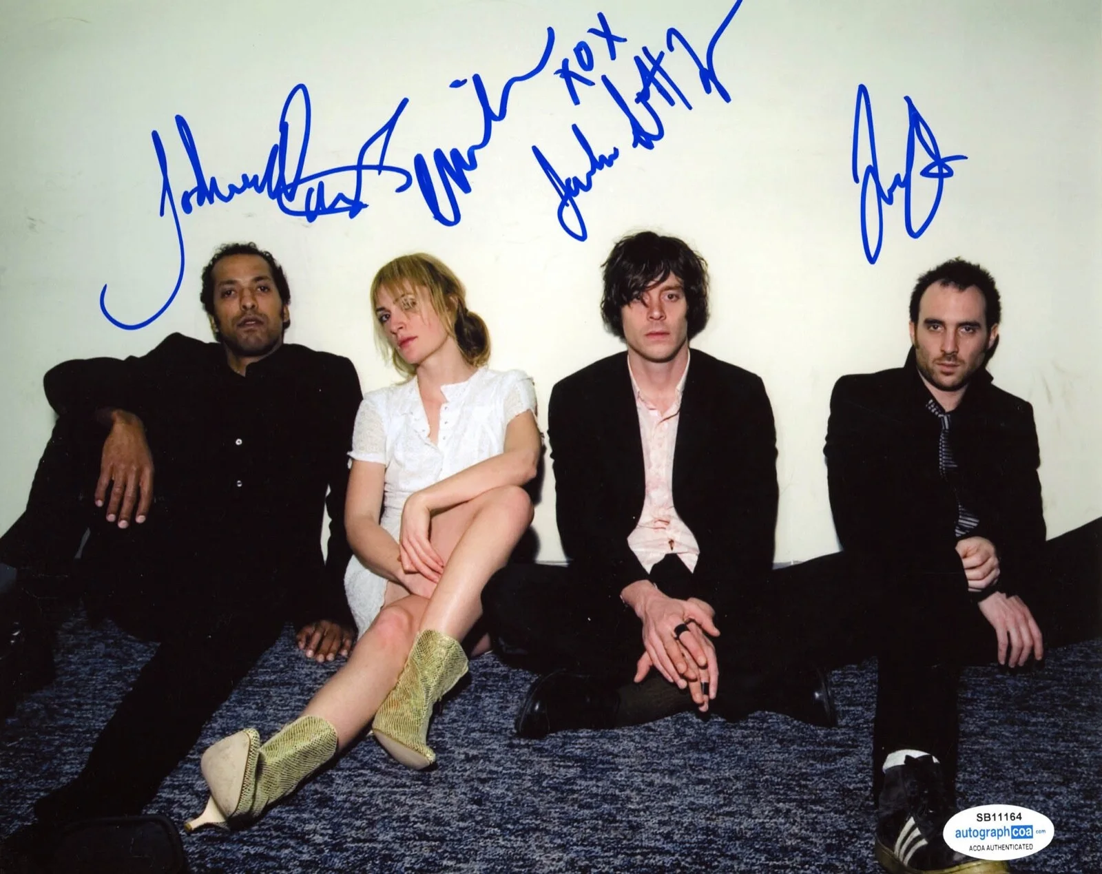 EMILY HAINES - METRIC — METRIC Band ALL 4 signed 8x10 Photo AUTOGRAPHED d PROOF Emily Haines ACOA COA, изображение 3