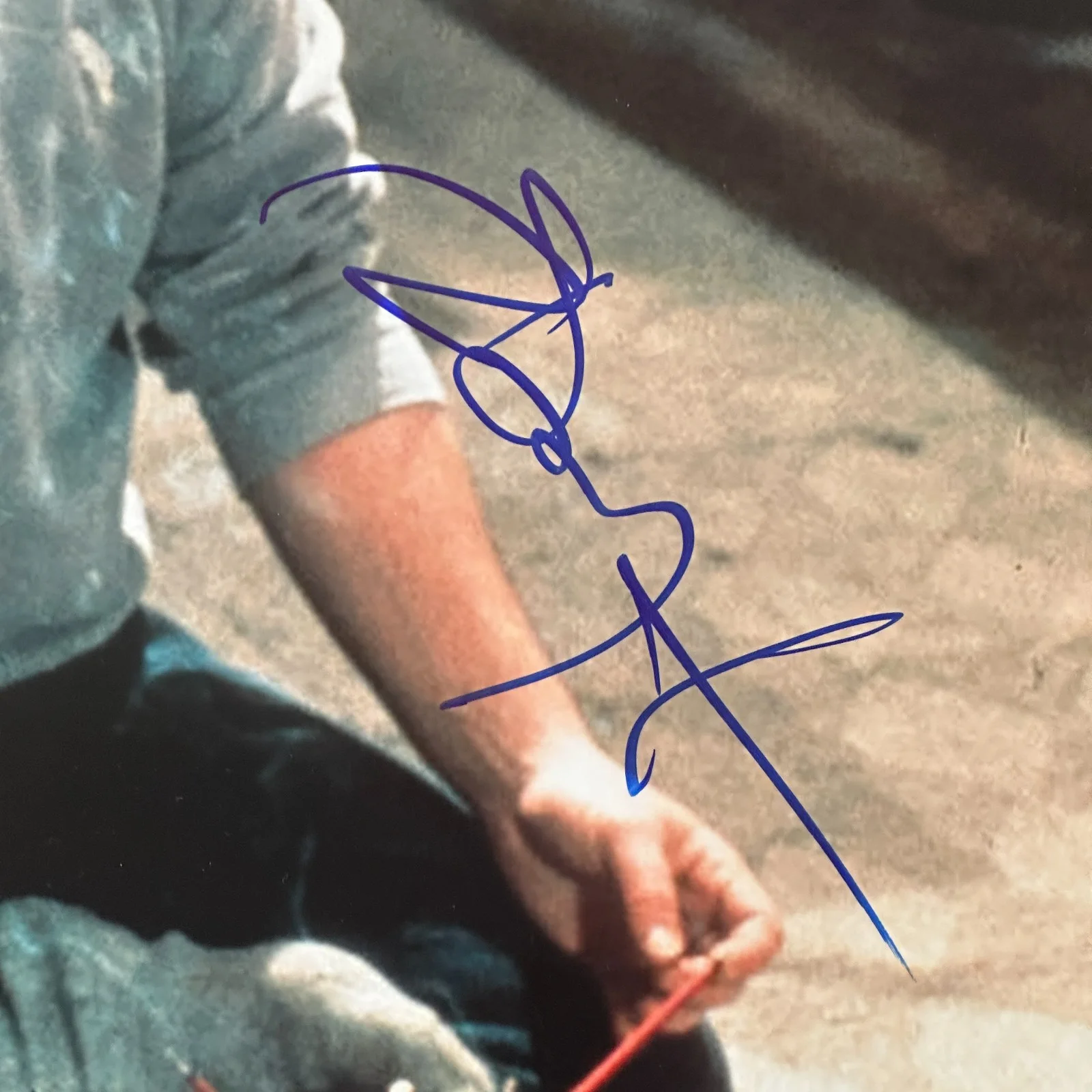 RICHARD DREYFUSS — RICHARD DREYFUSS Signed 16x20 PHOTO Beckett Authenticated (BAS), image 2