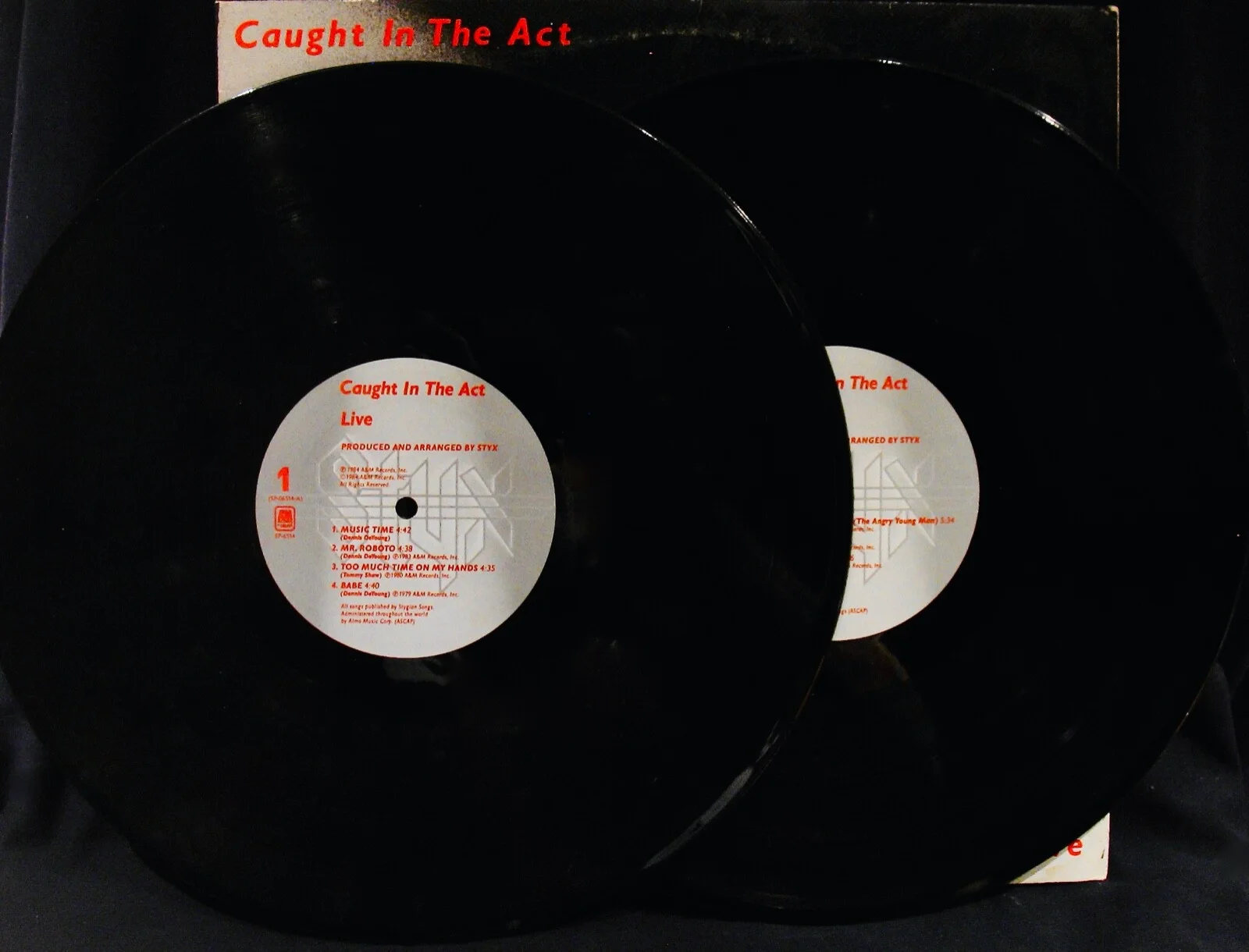 STYX • Autographed CAUGHT IN THE ACT Double Album By Four~w/COA Hologram, изображение 3