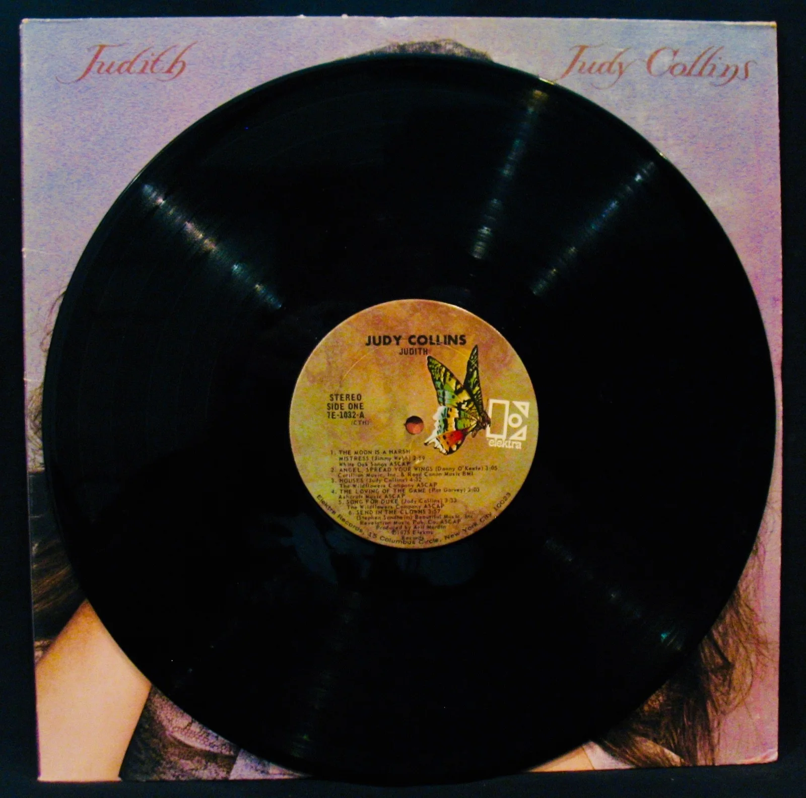 JUDY COLLINS-Autographed JUDITH Album-Singer Songwriter-Folk Music-Woodstock, изображение 2