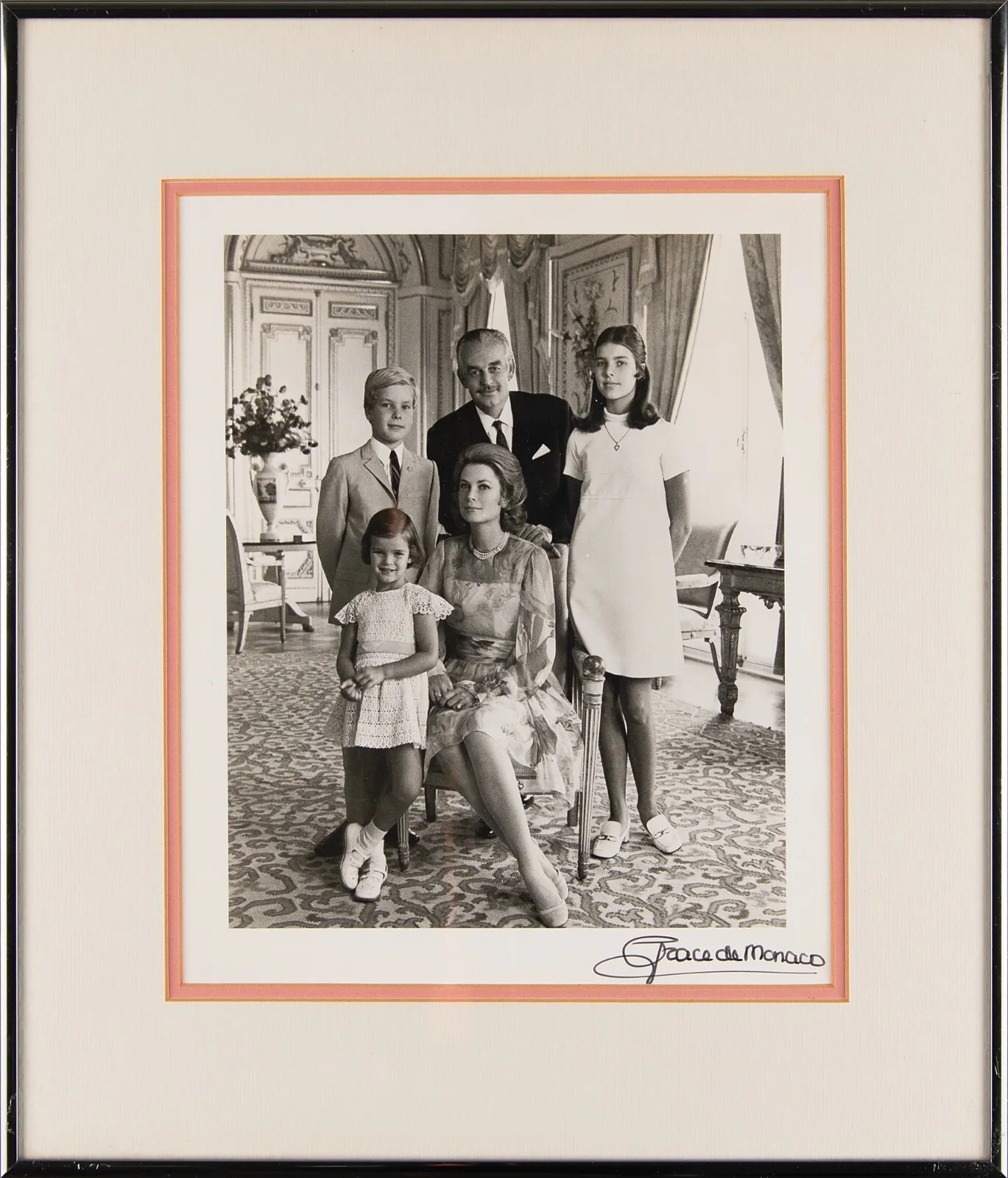 Grace Kelly - PSA - Beautiful Signed Photo / Autograph /Icon like Marilyn Monroe, изображение 2