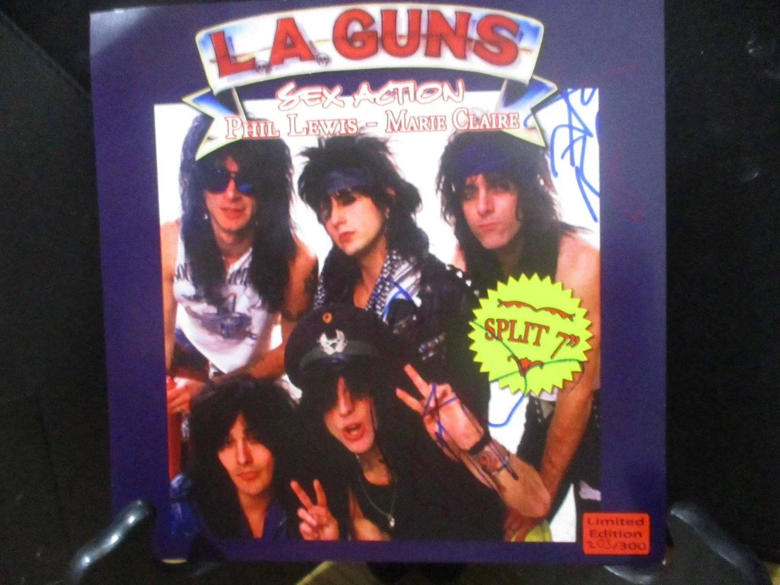 LA GUNS authentic signed/autographed RARE limited edition white vinyl 45, image 2