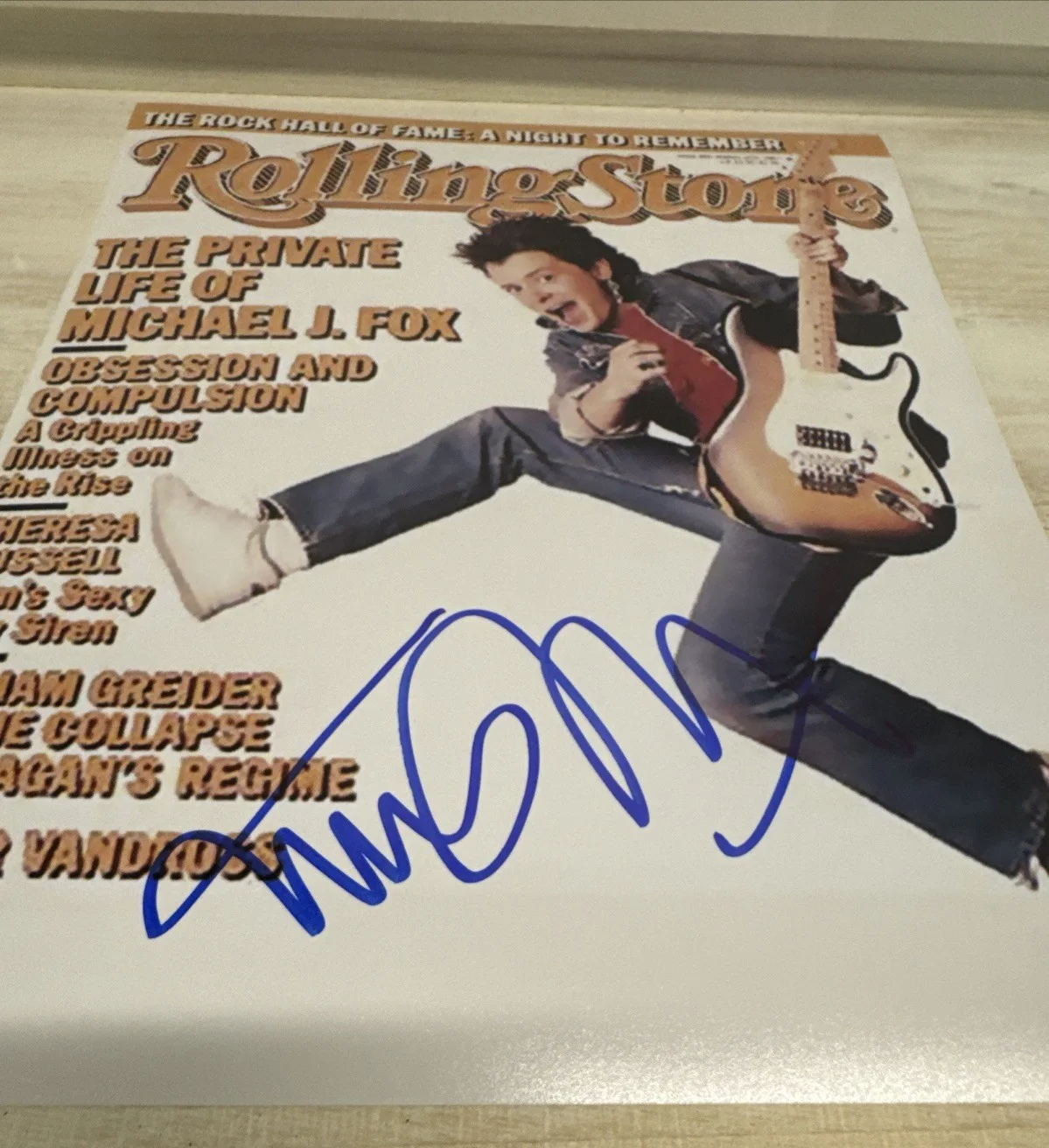 Michael J. Fox — Michael J Fox Signed Autographed "BACK TO THE FUTURE" w/COA Hologram & Proof, image 4