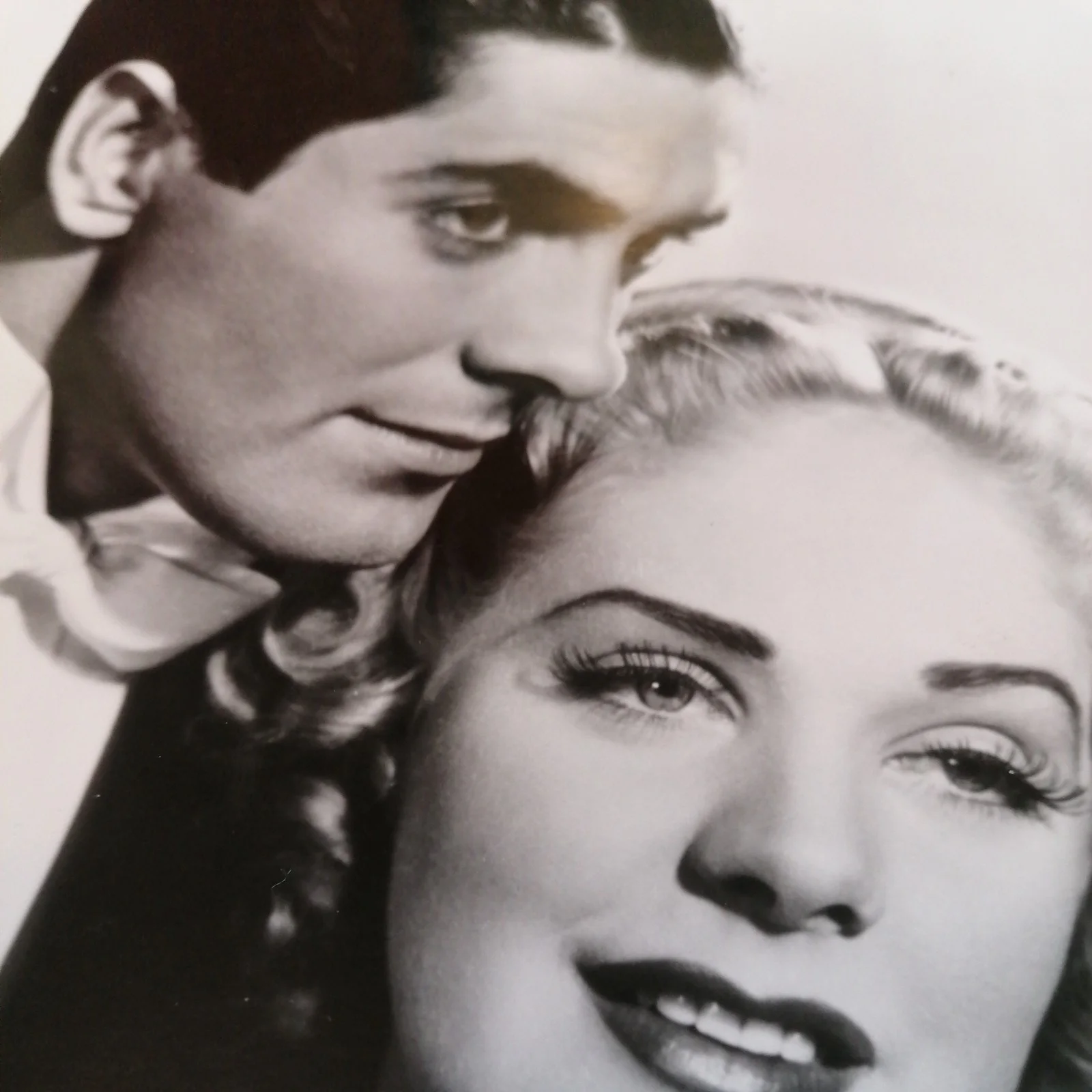 Alice Faye original autograped 10x8 glossy film still with Tyrone Power, изображение 3