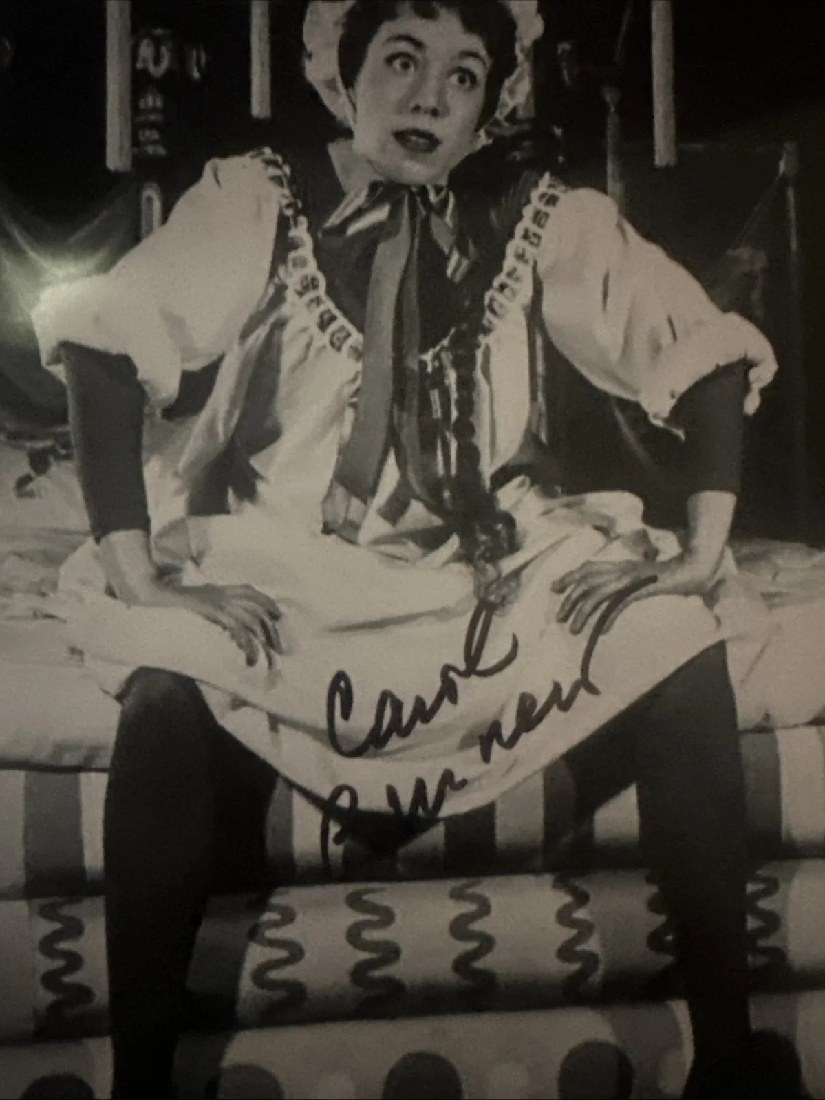 Carol Burnett Once Upon A Mattress Autographed 8 X 10 Photo, image 2
