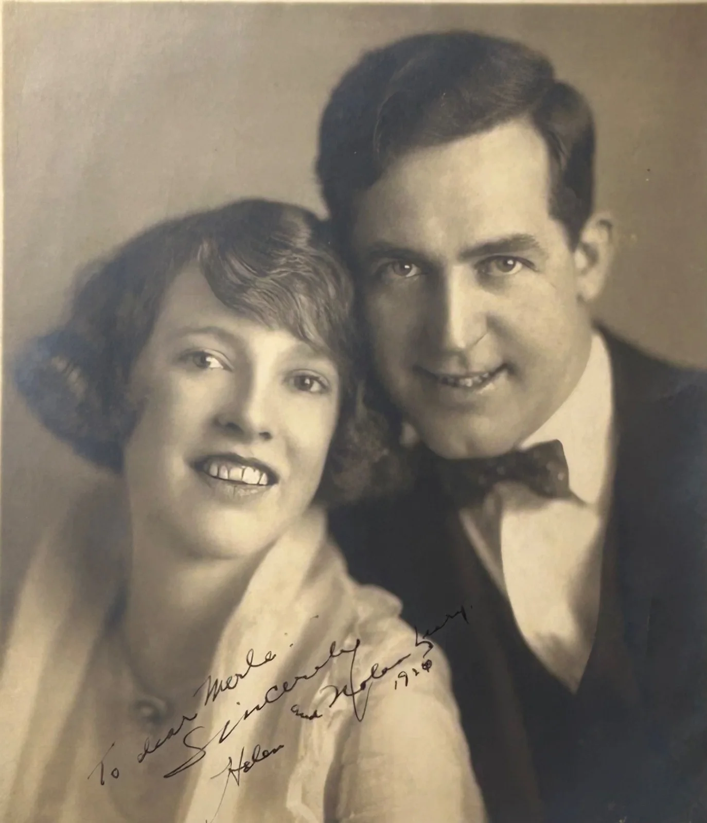 NOLAN + HELEN LEARY—SIGNED PHOTO—CHRISTIE SILENT COMEDIES•KAZAN•LAUREL+HARDY, изображение 2