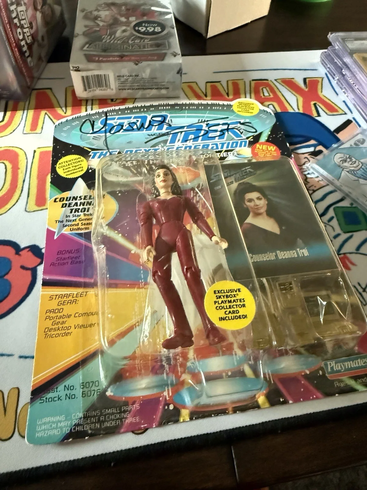 Marina Sirtis — Star Trek Deanna Troi 1993 Playmates Action figure + Card Auto Marina Sirtis