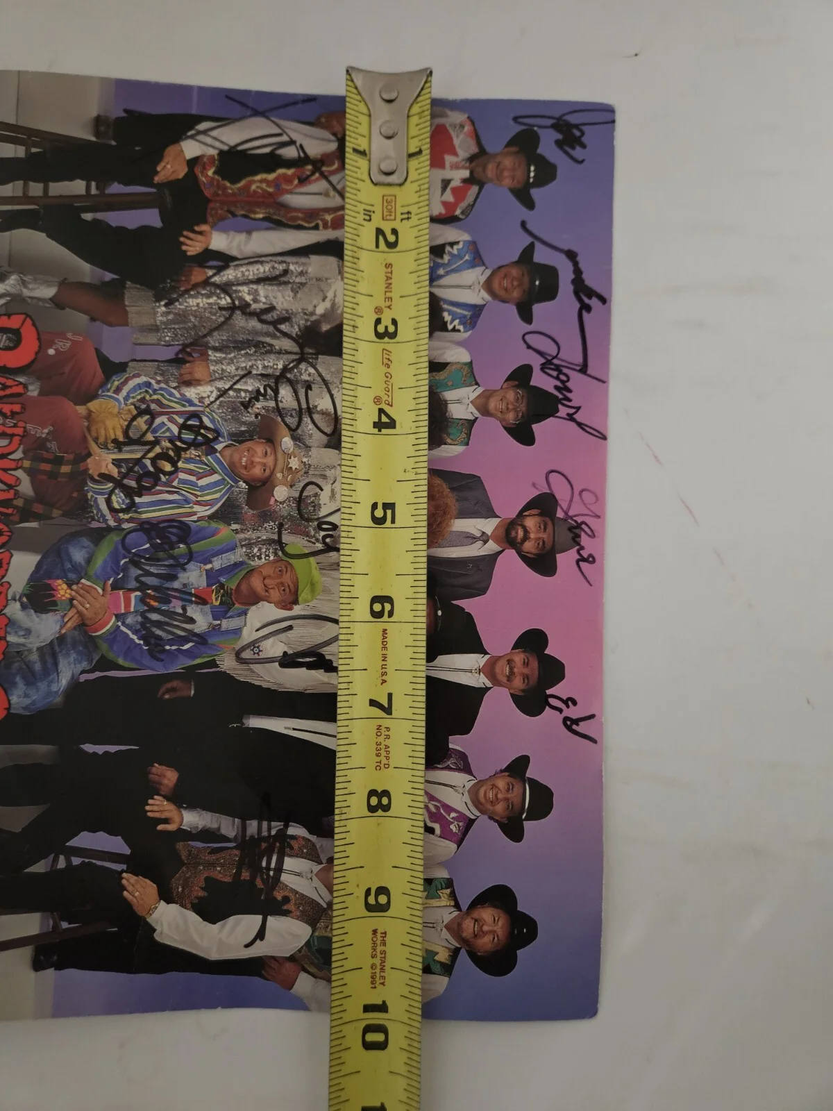 please see photos — Baldyknobbers Photo Multiple Signed Autograph No COA, image 4