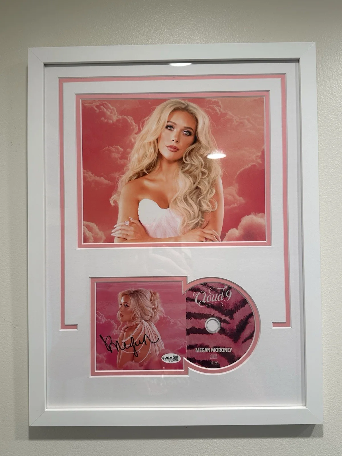 Megan Moroney Signed / Autographed CD Cloud 9 Insert framed with 8x10 Photo- JSA, image 4