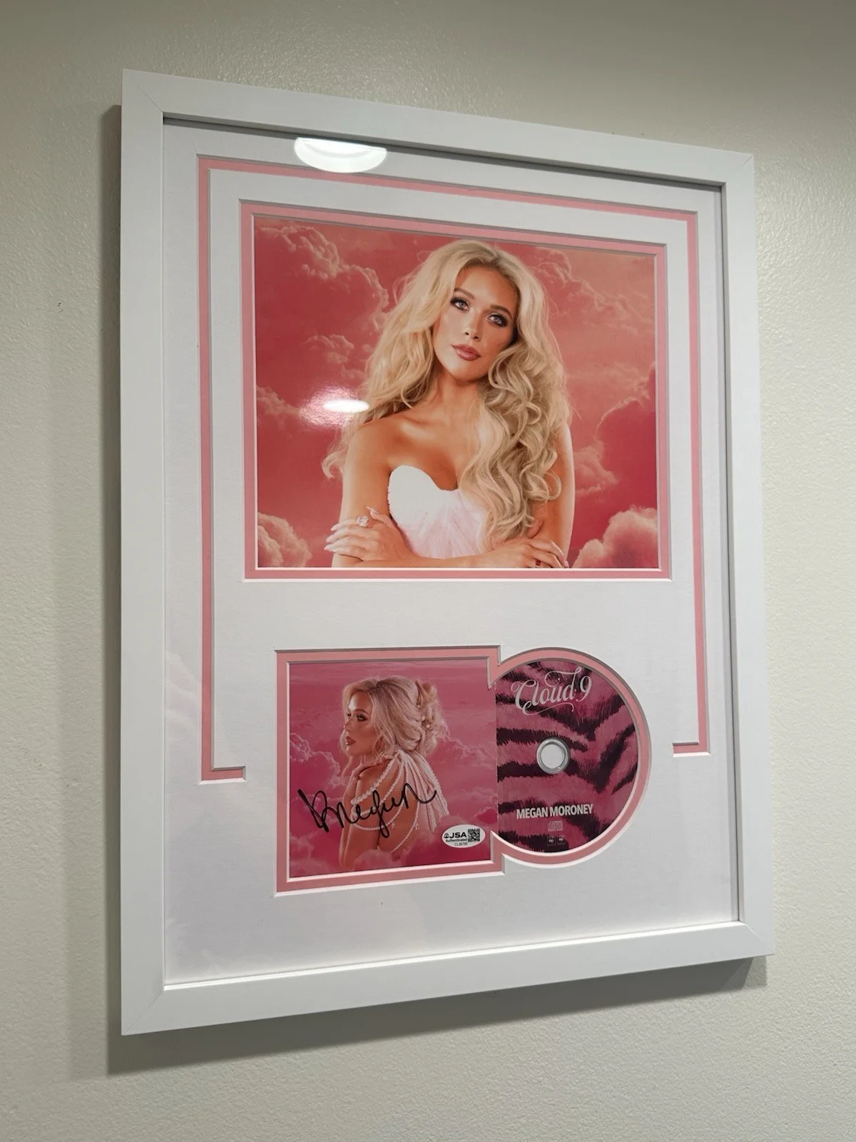 Megan Moroney Signed / Autographed CD Cloud 9 Insert framed with 8x10 Photo- JSA, image 5