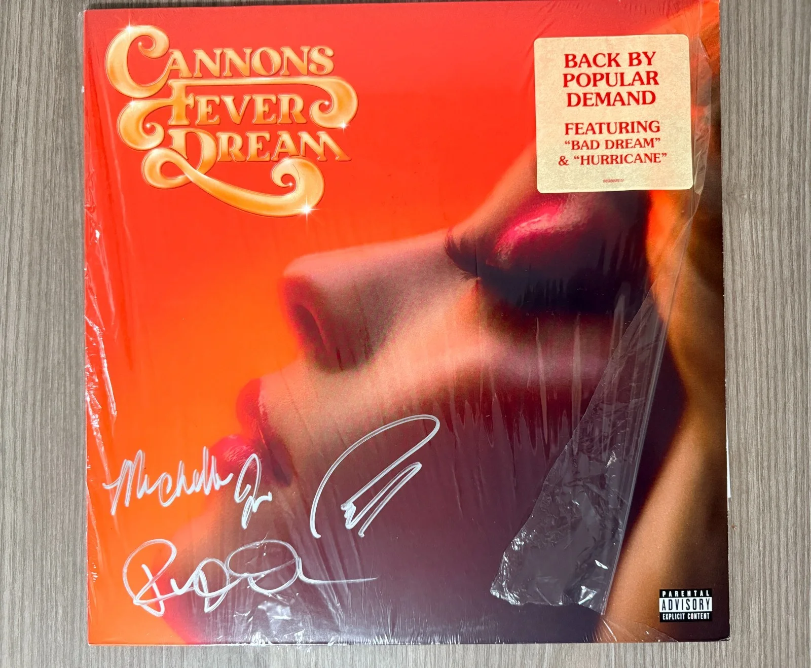 * CANNONS * signed vinyl album * FEVER DREAM * MICHELLE JOY, PAUL & RYAN * 1, изображение 3