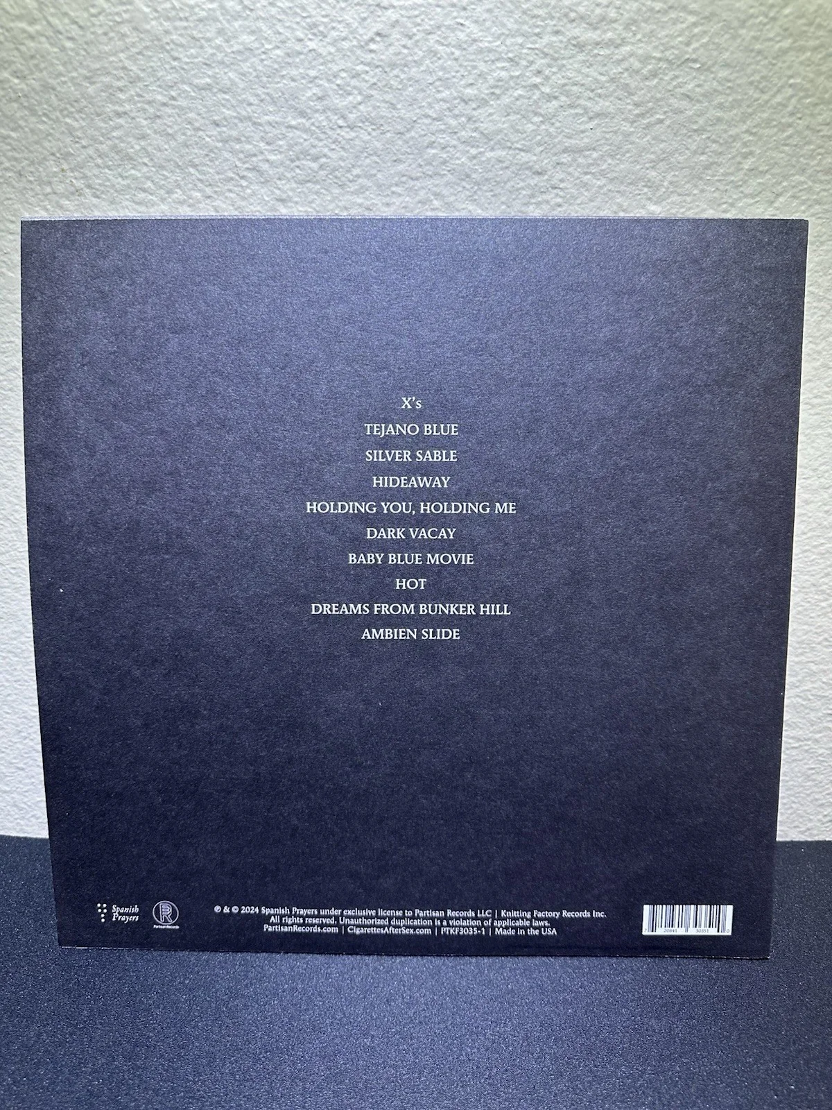 Cigarettes After Sex - X's Indie Exclusive Clear LP Vinyl SIGNED Cover Jacket, изображение 2