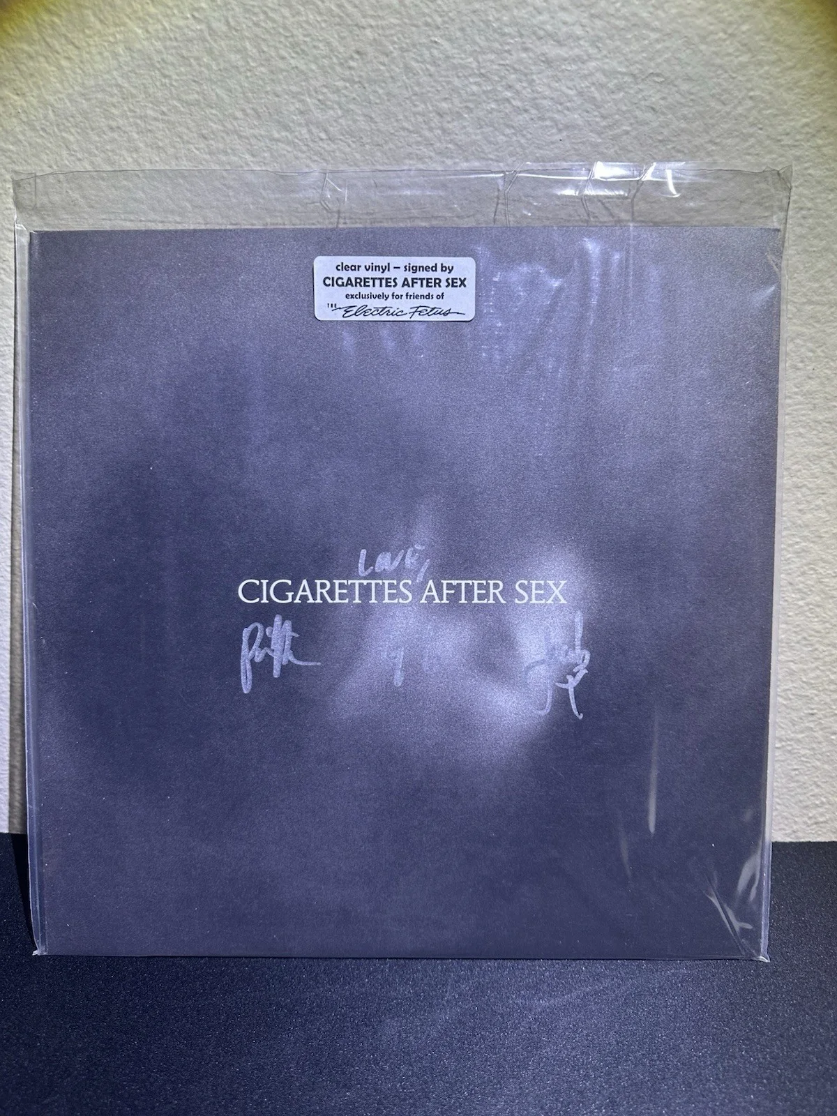 Cigarettes After Sex - X's Indie Exclusive Clear LP Vinyl SIGNED Cover Jacket, изображение 3