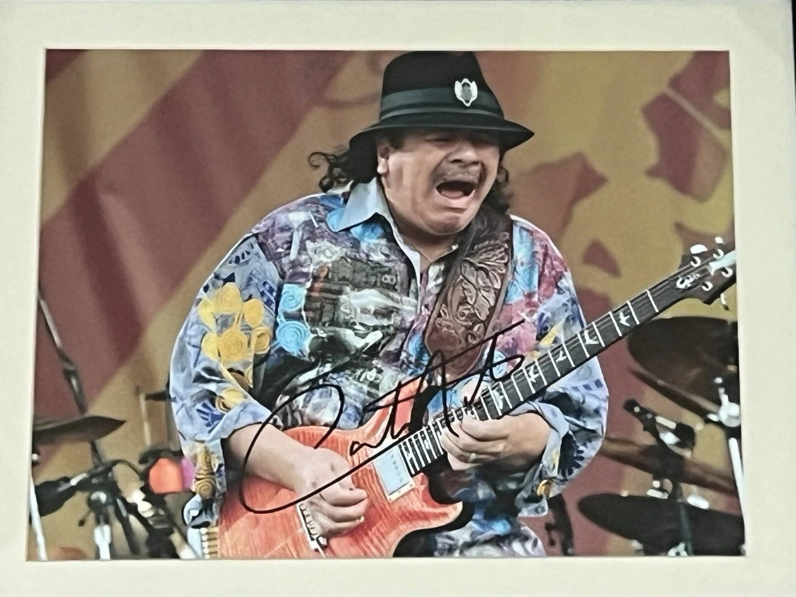 CARLOS SANTANA Autographed signed 8 X 11.5 photo Rock Guitar Legend, image 3