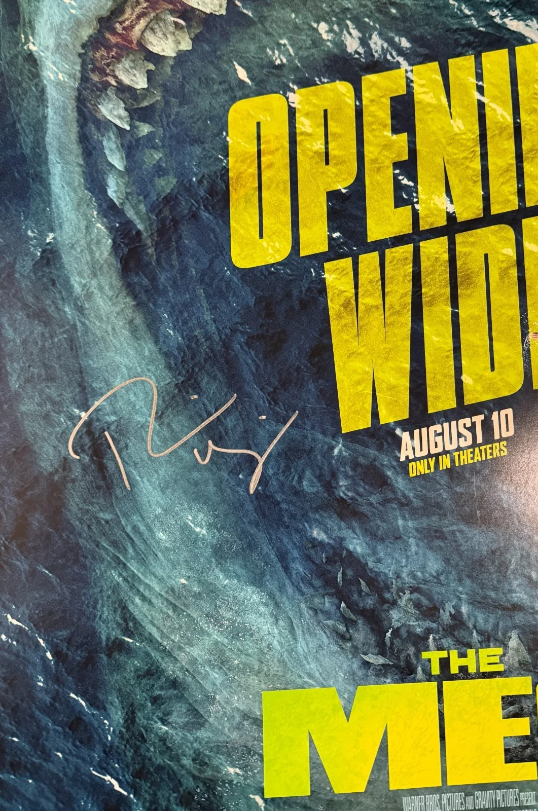 Rainn Wilson — The Meg Original Movie Poster Signed By Rainn Wilson Beckett, изображение 2