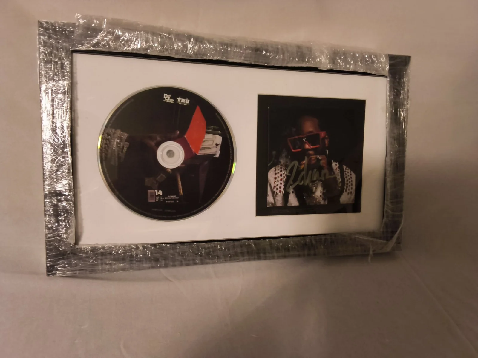 2 CHAINZ DOPE DON'T SELL ITSELF AUTHENTIC SIGNED/AUTOGRAPHED CD & BOOKLET, image 5