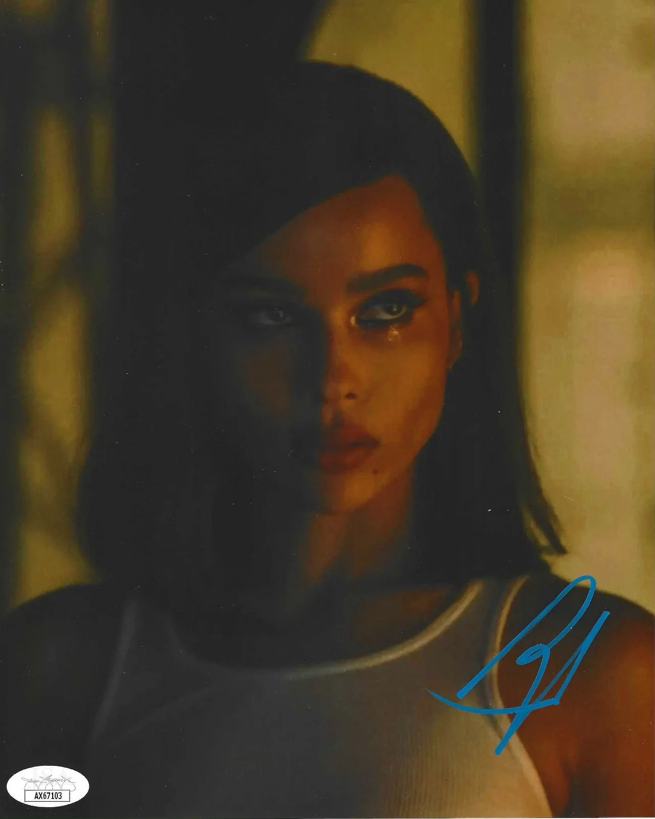 ZOE KRAVITZ — ZOE KRAVITZ SIGNED AUTOGRAPHED BATMAN CATWOMAN 8X10 PHOTO JSA COA !