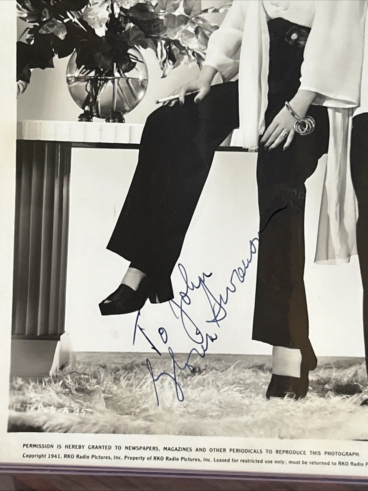 Gloria Swanson — Gloria Swanson Signed 8x10 Press Photo Father Takes a Wife 1941 t365, изображение 3