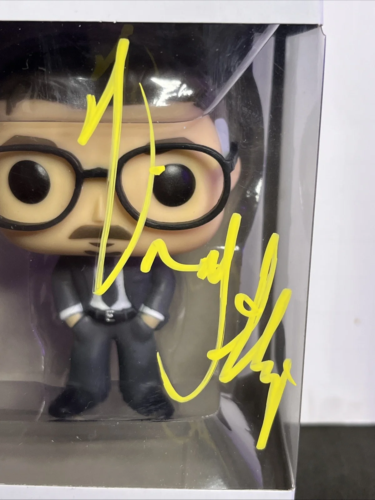 Vince Gilligan — Vince Gilligan Autographed Signed Funko POP! #736 Breaking Bad SWAU COA, image 2