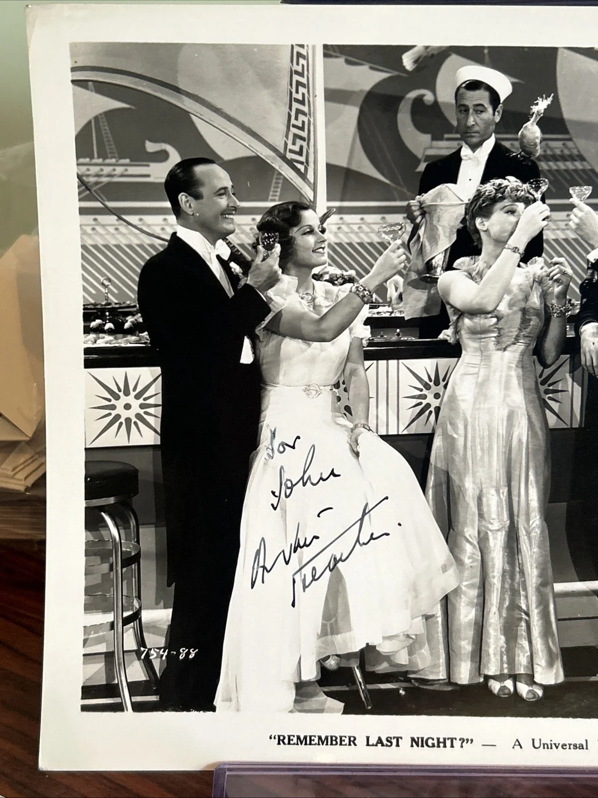 ARTHUR TREACHER Signed 8x10 Press Photo Remember Last Night 1935 t355, изображение 2