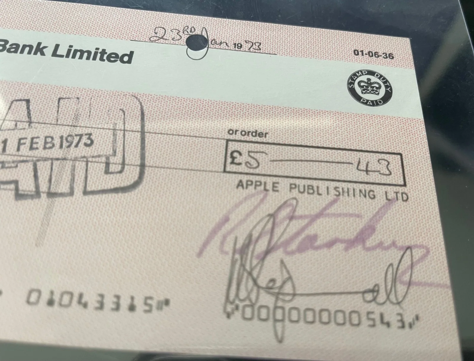 BEATLES- RINGO STARR & NEIL ASPINALL SINGED CHECK 1973, image 2