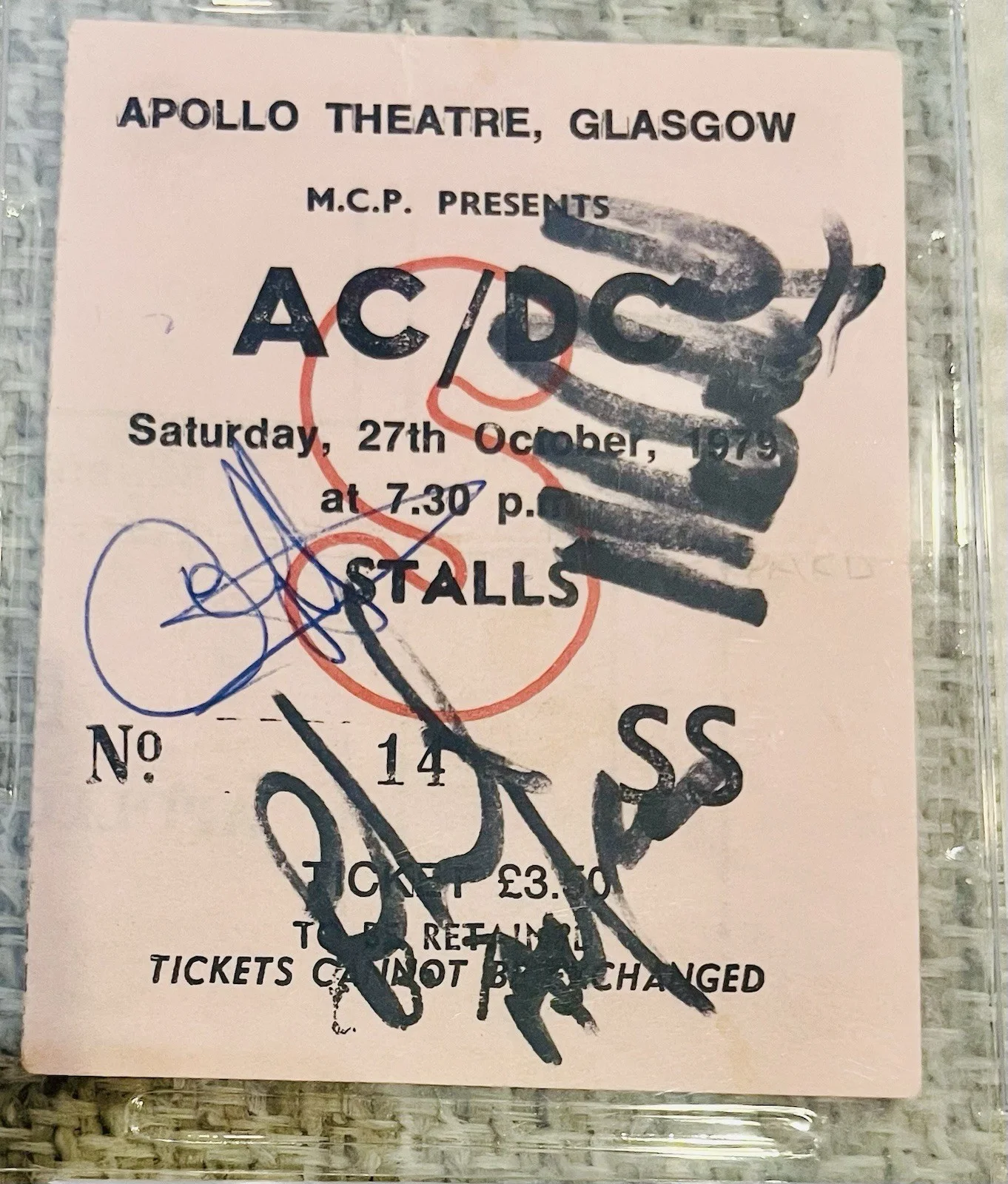 AC/DC Signed 1979 Ticket Apollo Theatre UK Autograph M. Young RIP PSA/DNA Rare, image 2