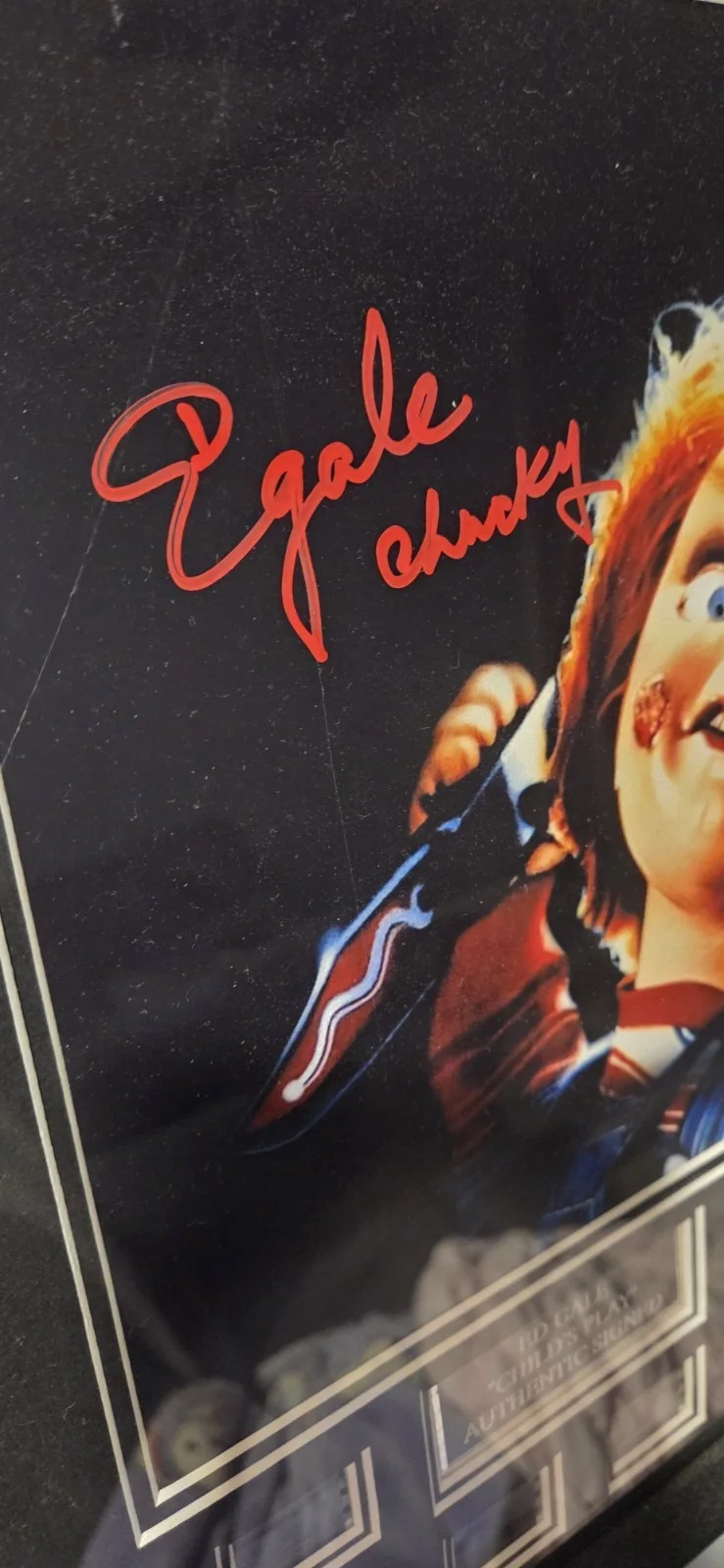 Ed Gale — Ed Gale Signed Chucky Display Child’s Play Autograph With Encased Movie Cells, image 2